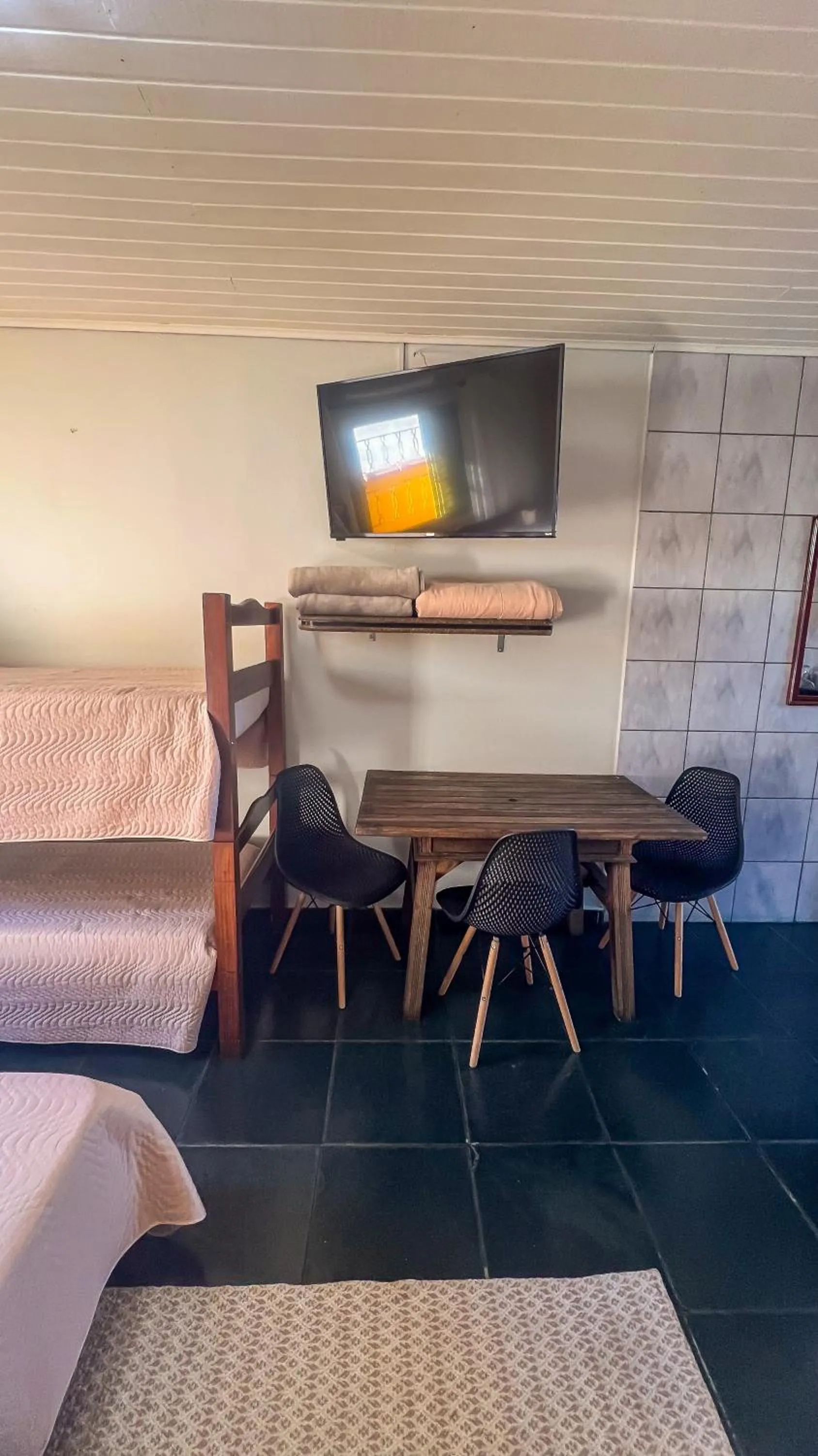 TV and multimedia in Pousada Amanhecer do Itaguá