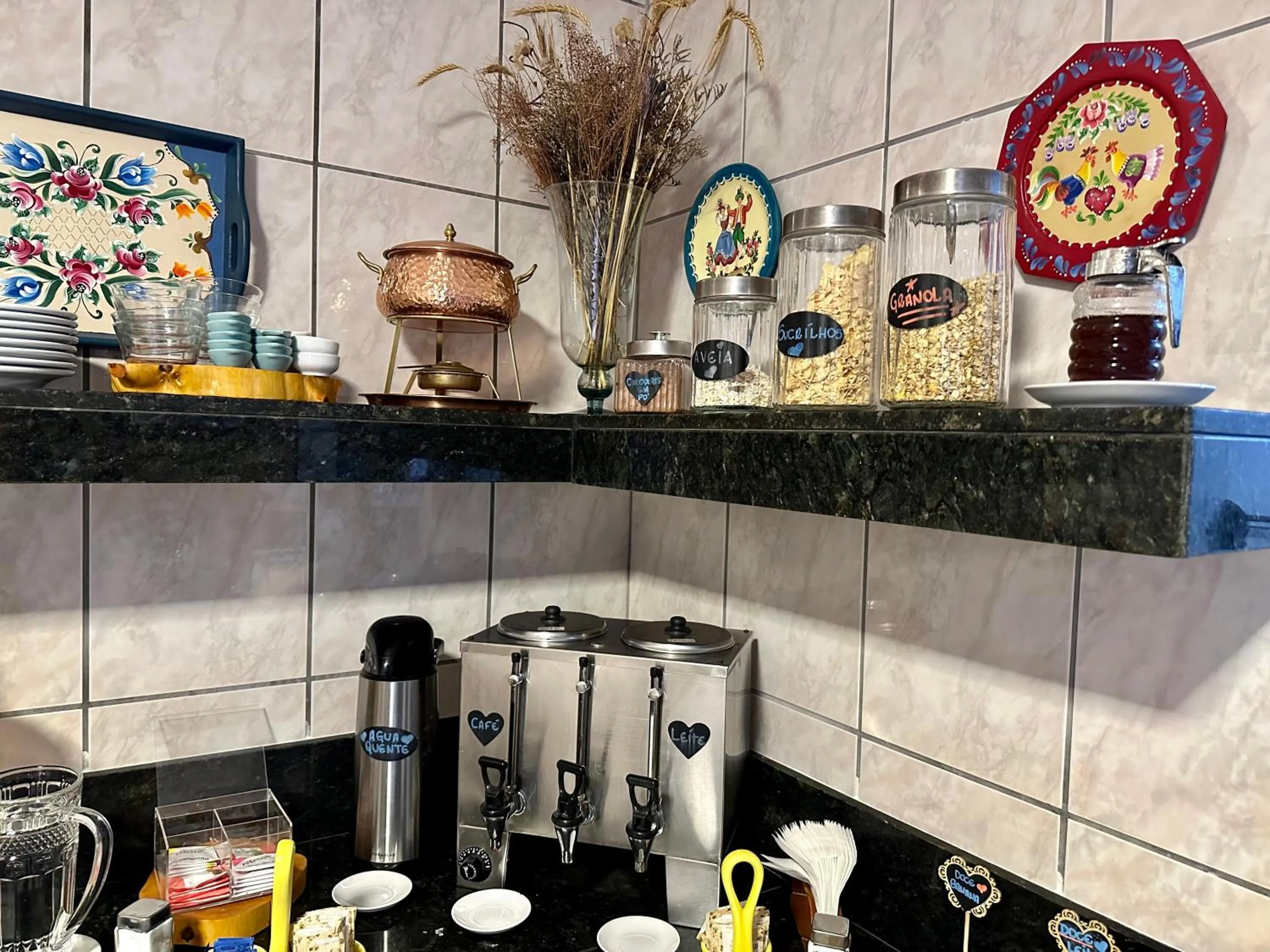 Breakfast in Pousada Amanhecer do Itaguá