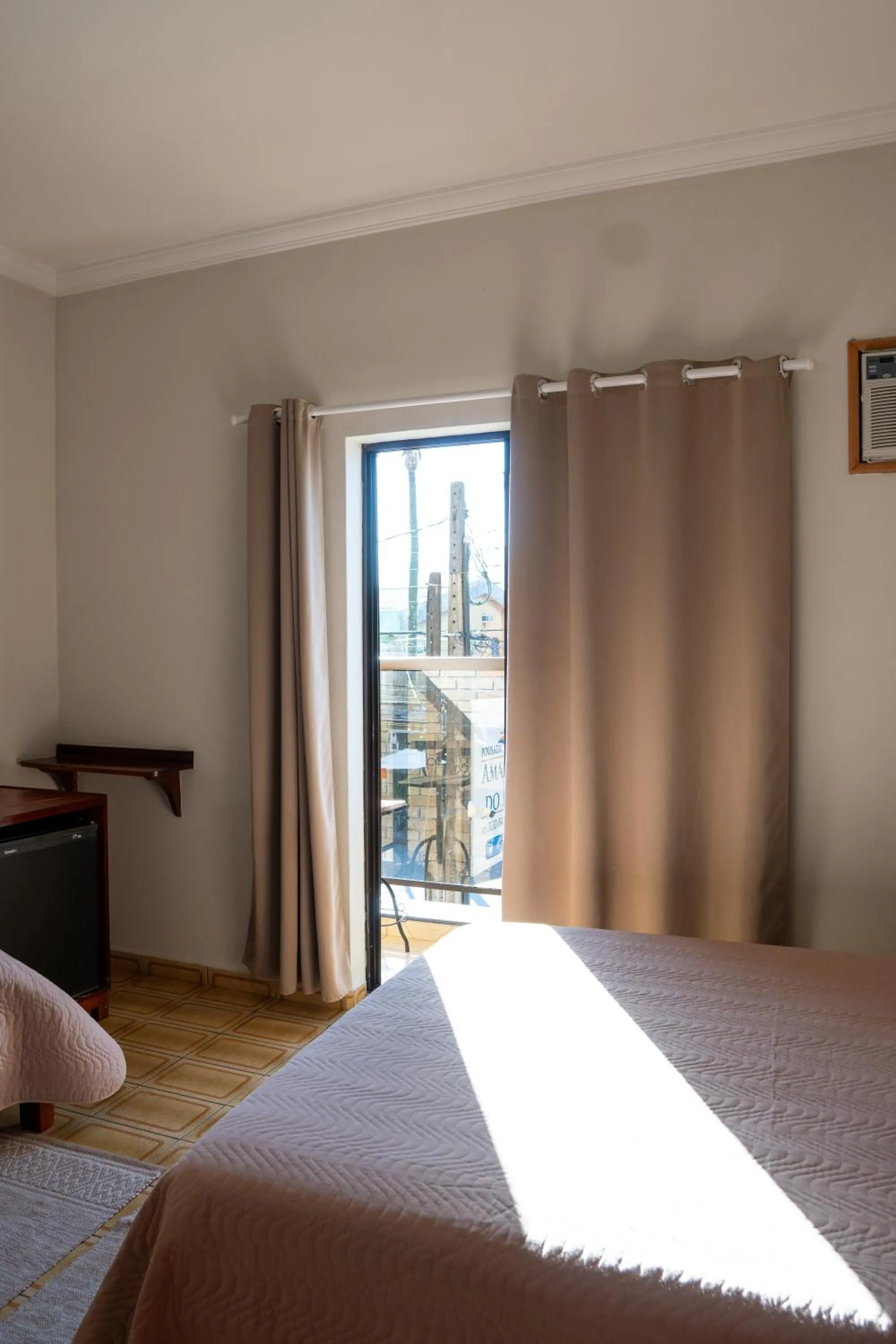 Photo of the whole room in Pousada Amanhecer do Itaguá