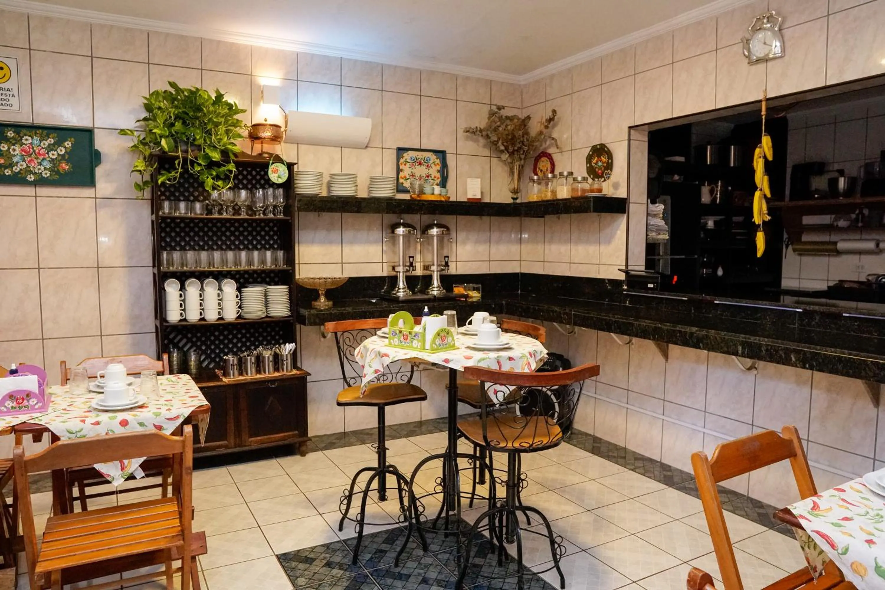 Breakfast in Pousada Amanhecer do Itaguá