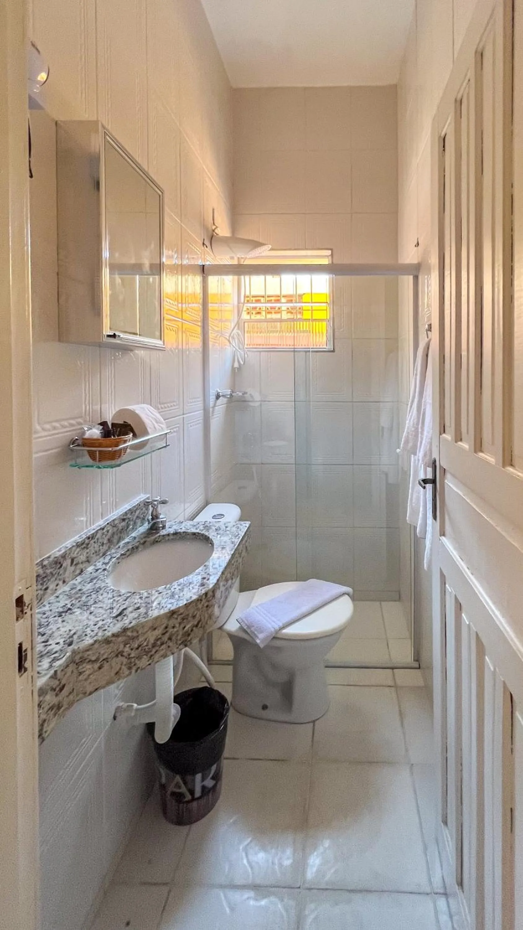 Bathroom in Pousada Amanhecer do Itaguá