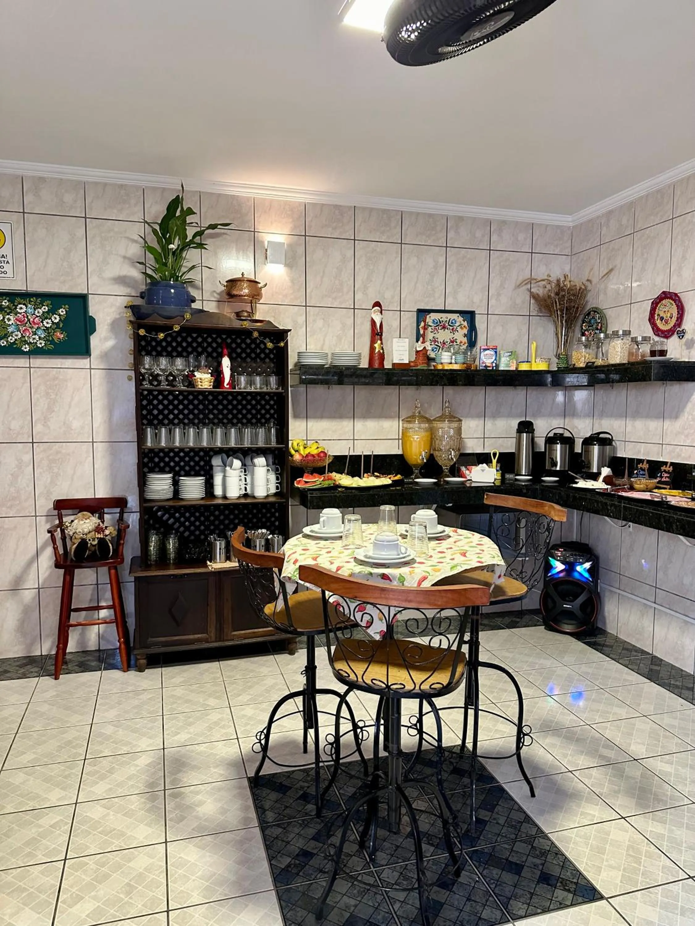 Breakfast in Pousada Amanhecer do Itaguá