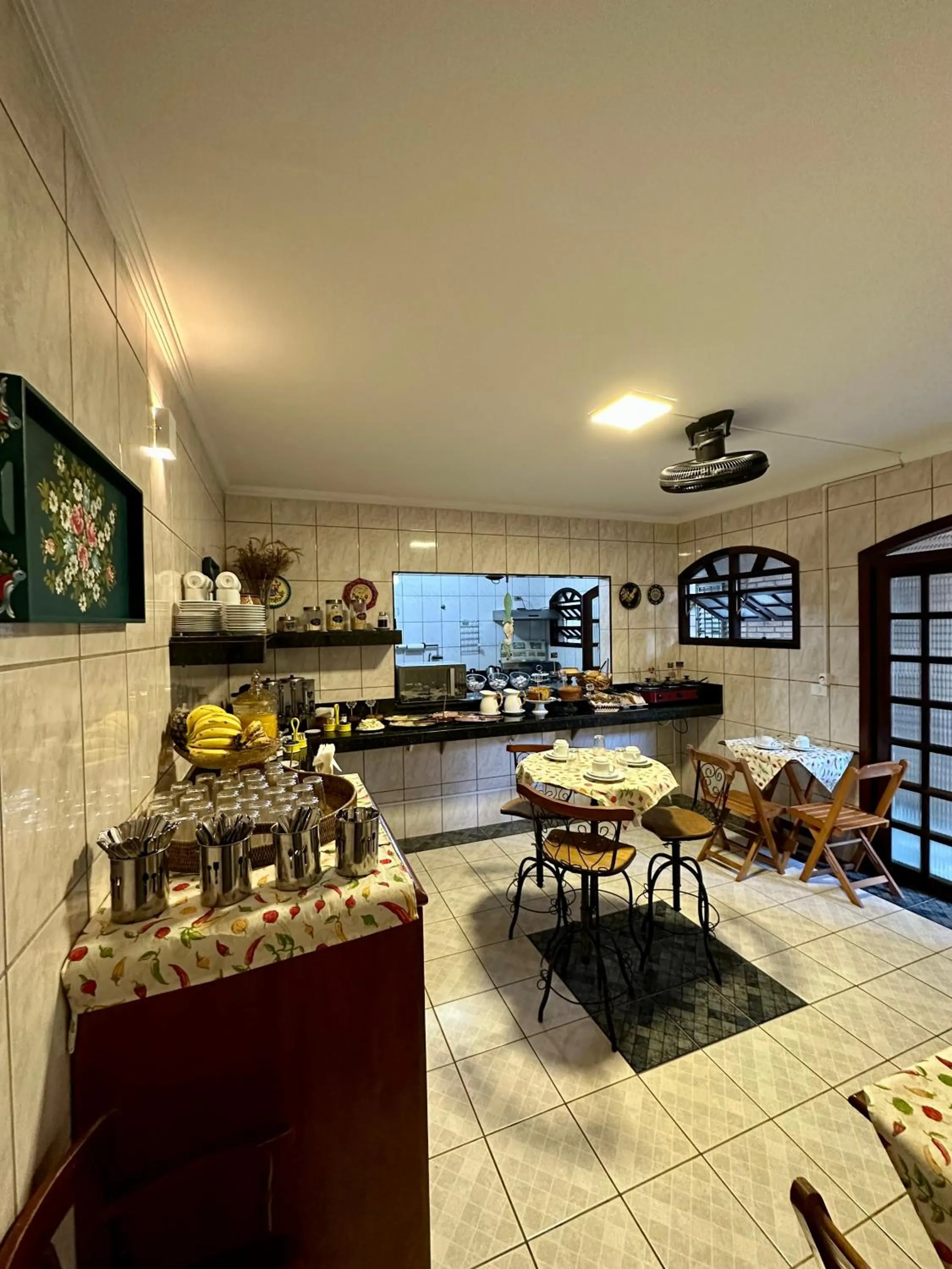 Breakfast in Pousada Amanhecer do Itaguá