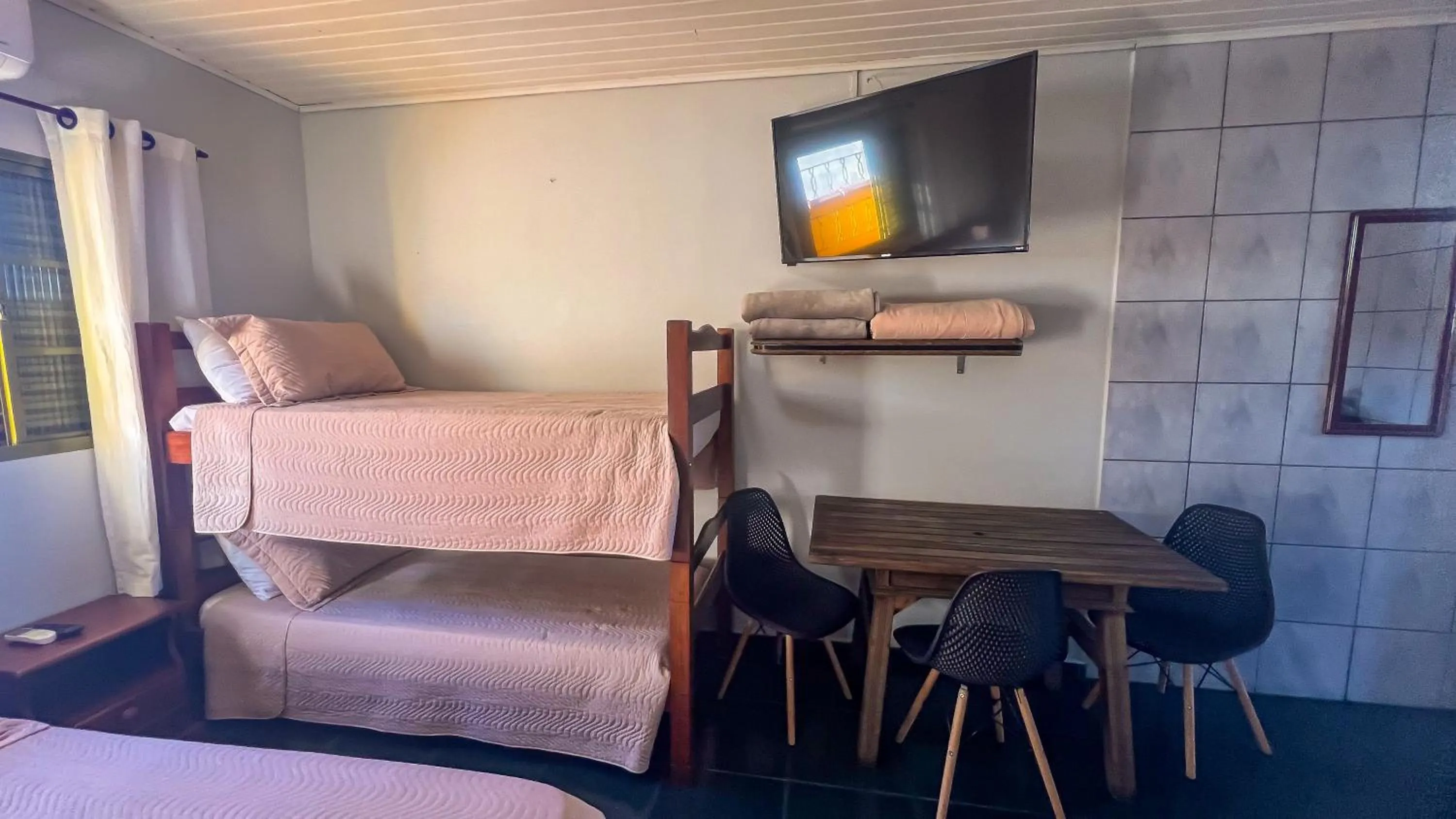 Photo of the whole room in Pousada Amanhecer do Itaguá