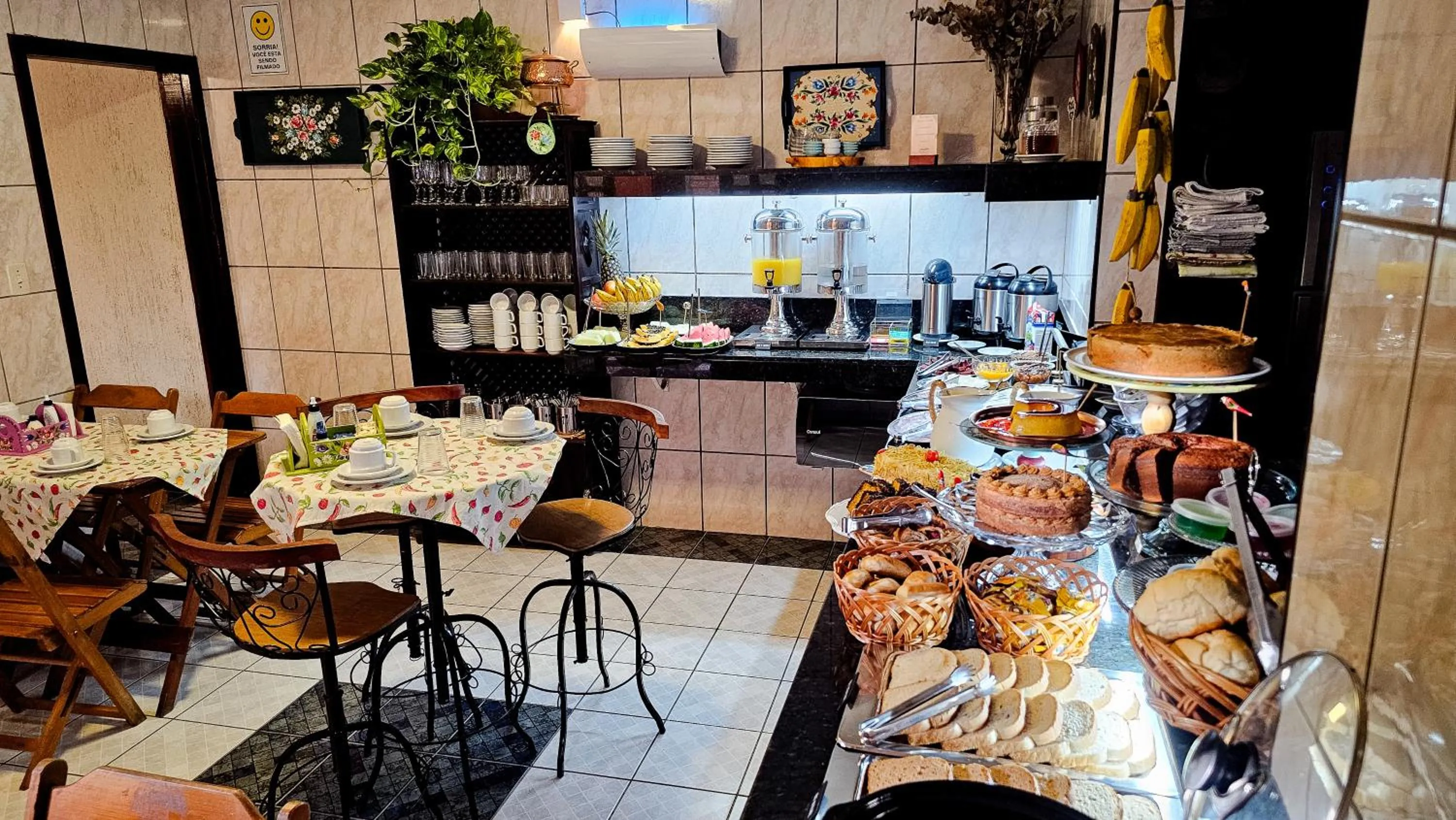 Breakfast in Pousada Amanhecer do Itaguá