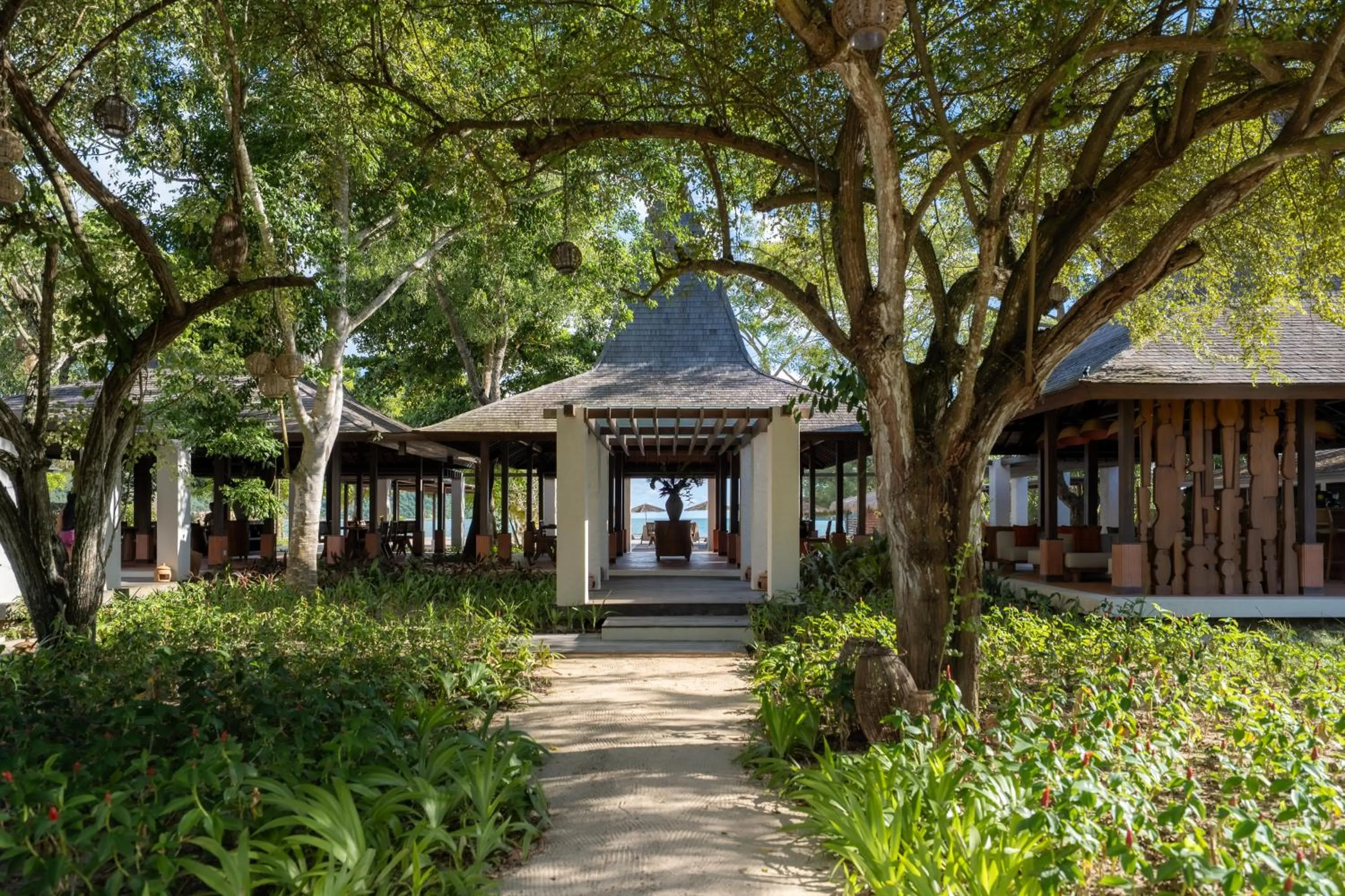 Restaurant/places to eat in Kuara Lombok