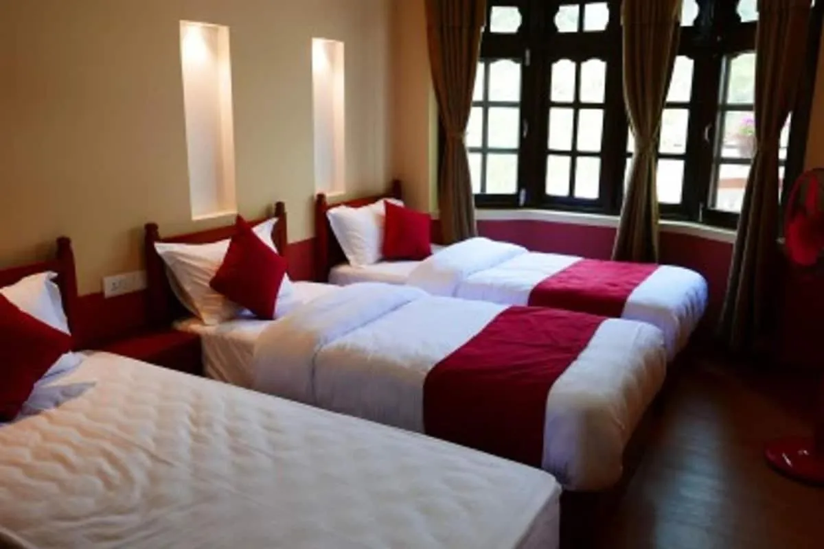 Bed in Asian herirage inn & Bistro