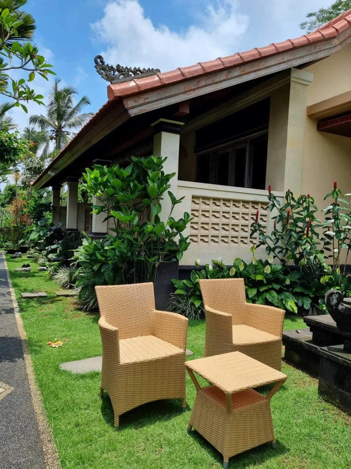 Seating area in Campuhan Guesthouse