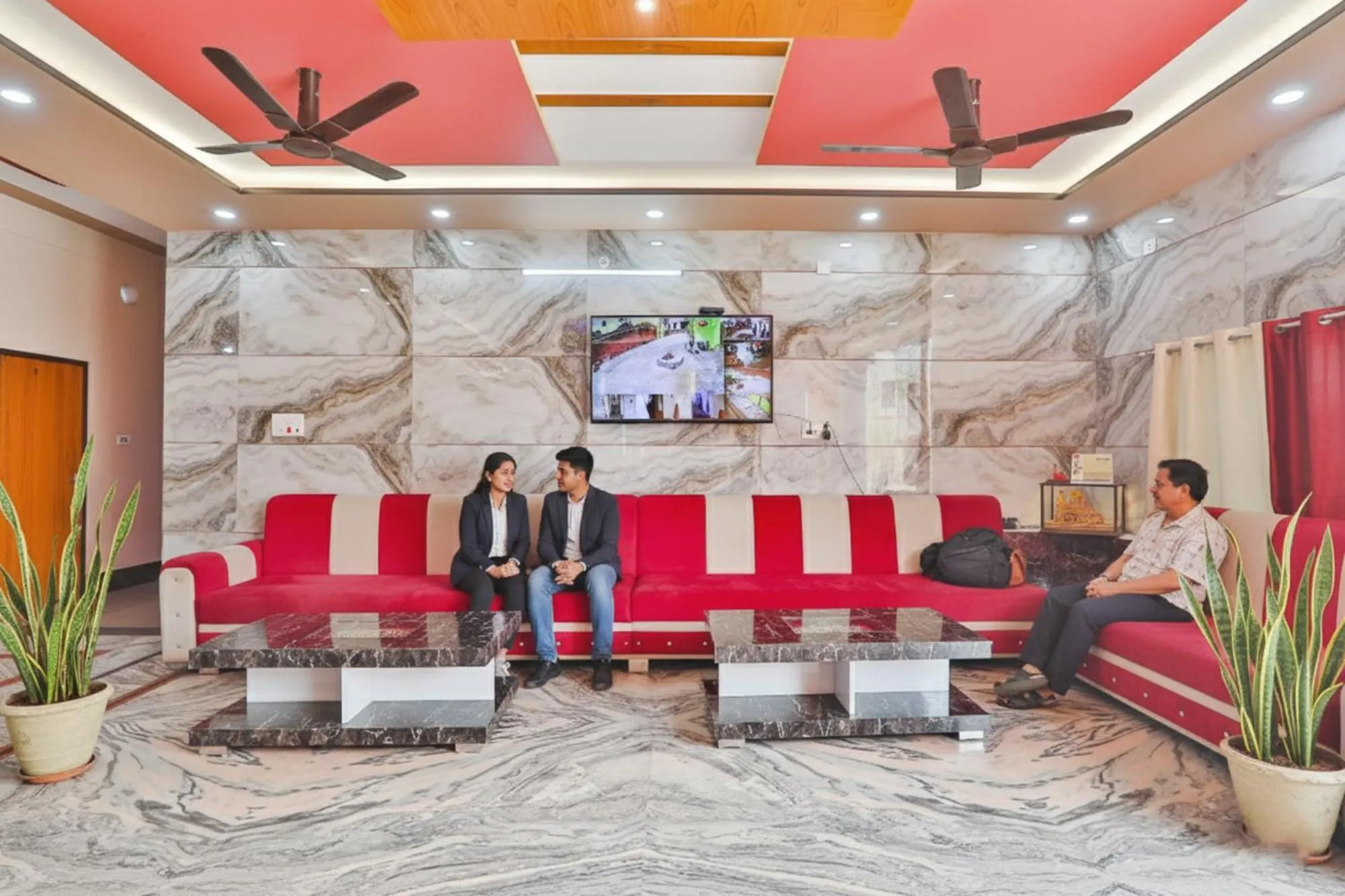 Seating area in FabHotel Shree Venkatesh Nileyam