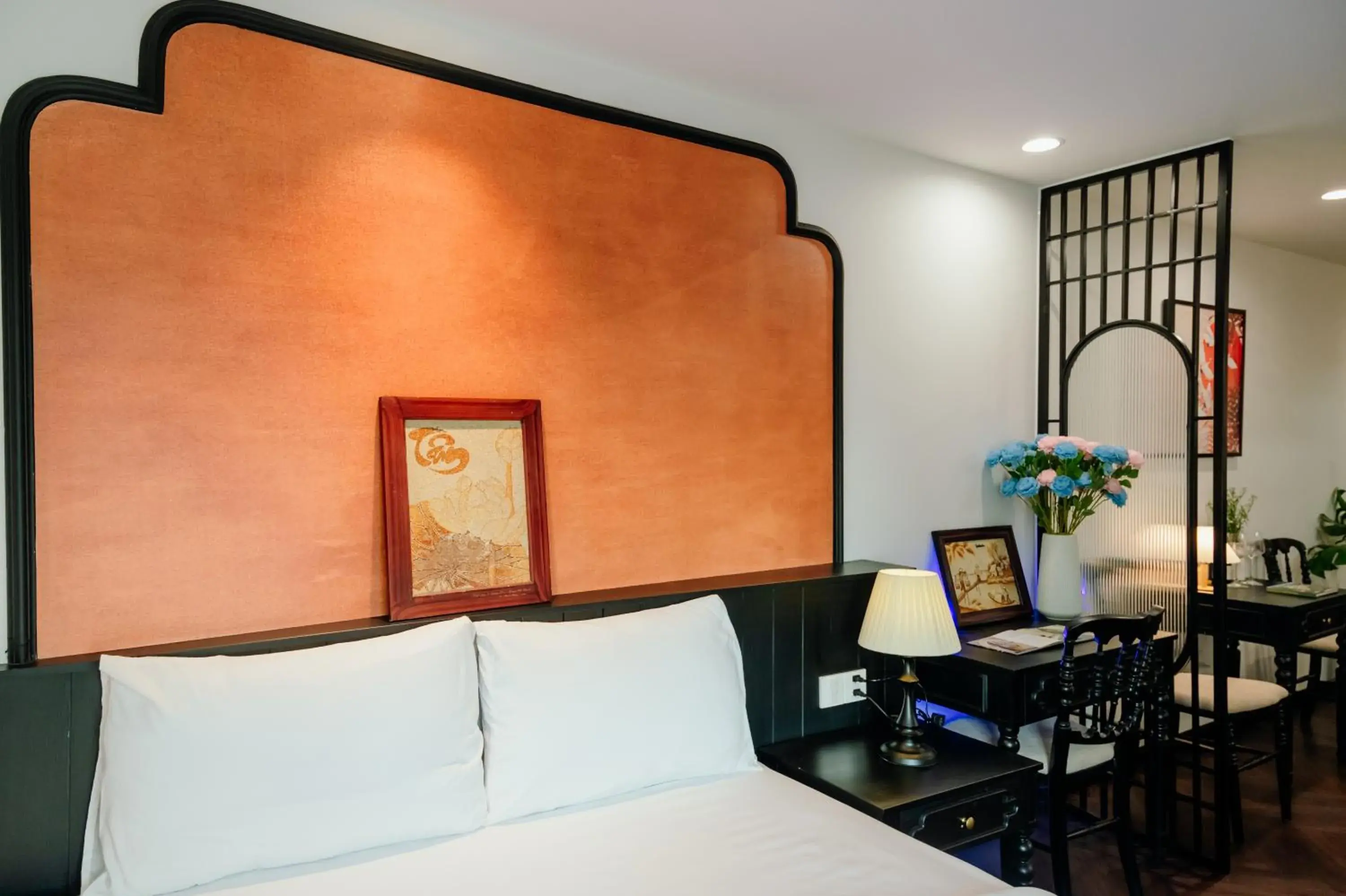 Deluxe Queen Room in Urban Hotel Deluxe Queen Room in Urban Hotel