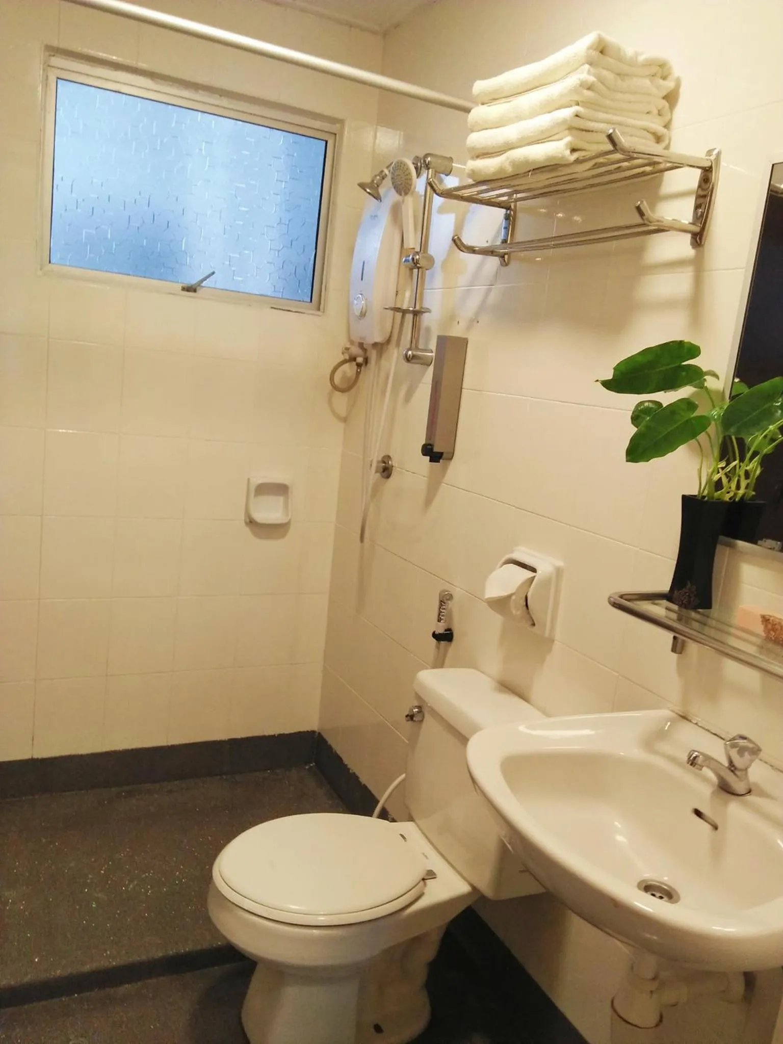 Bathroom in Perdana Serviced Apartment & Resorts