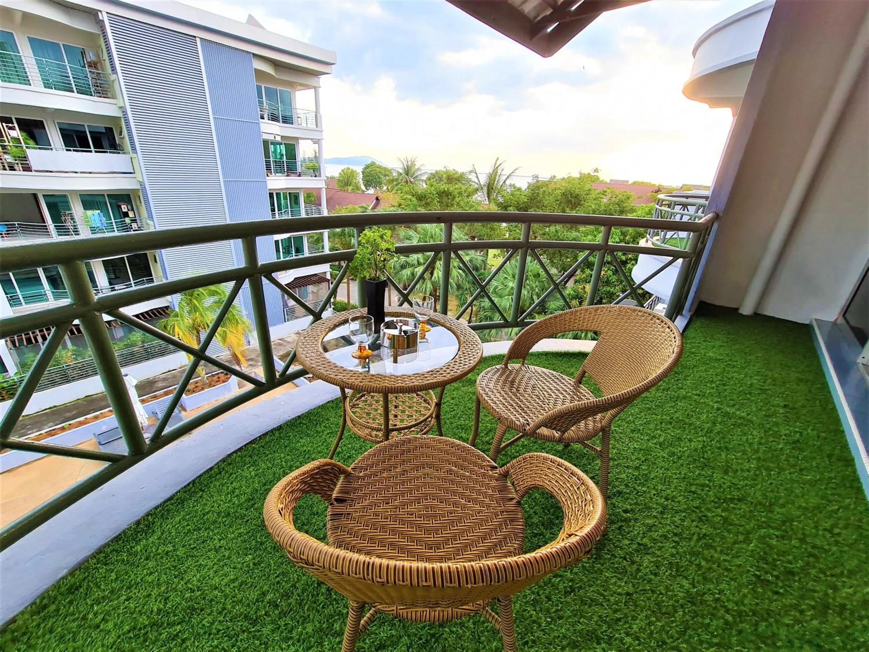 Balcony/Terrace in Perdana Serviced Apartment & Resorts