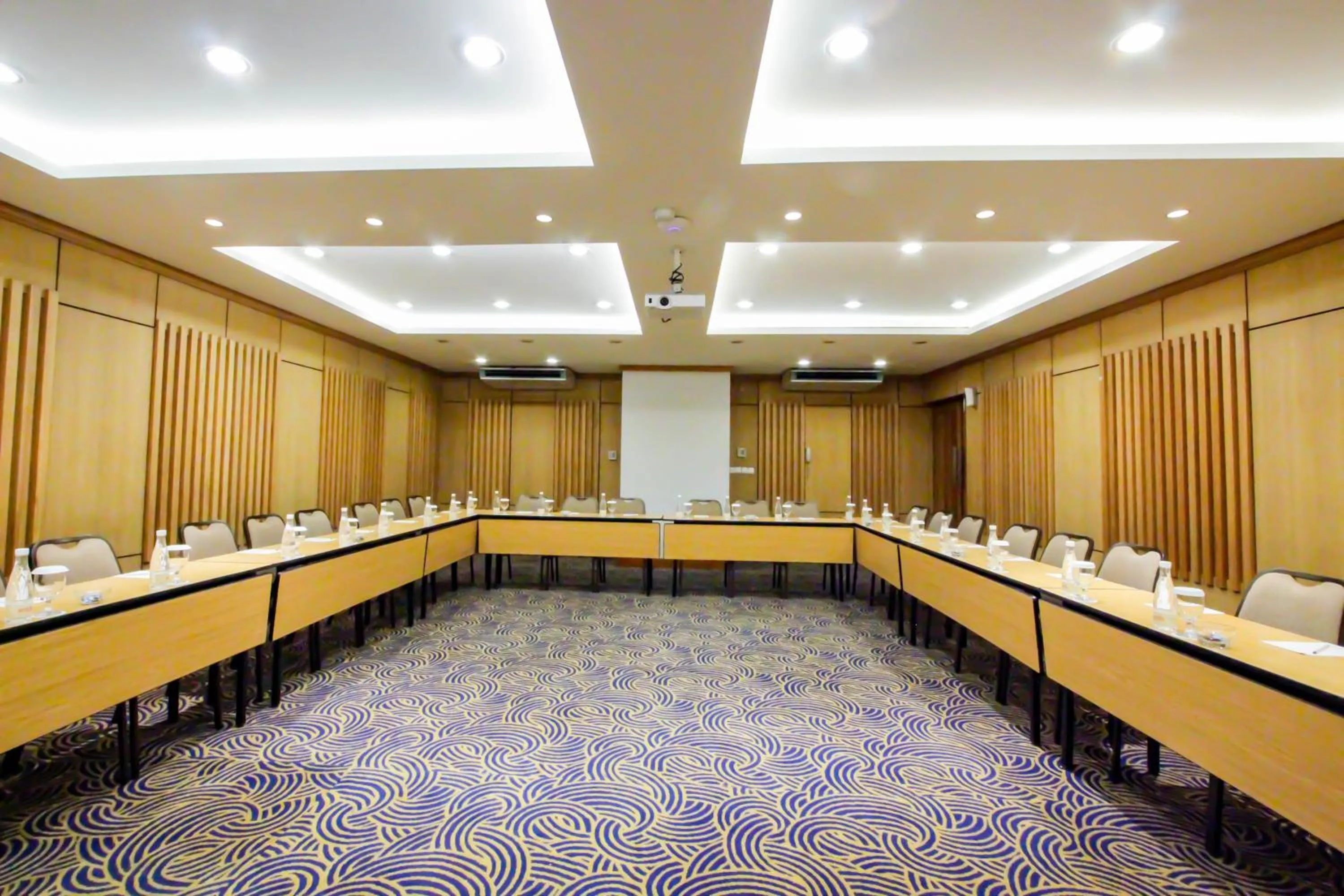 Meeting/conference room in Ivory Hotel Bandung