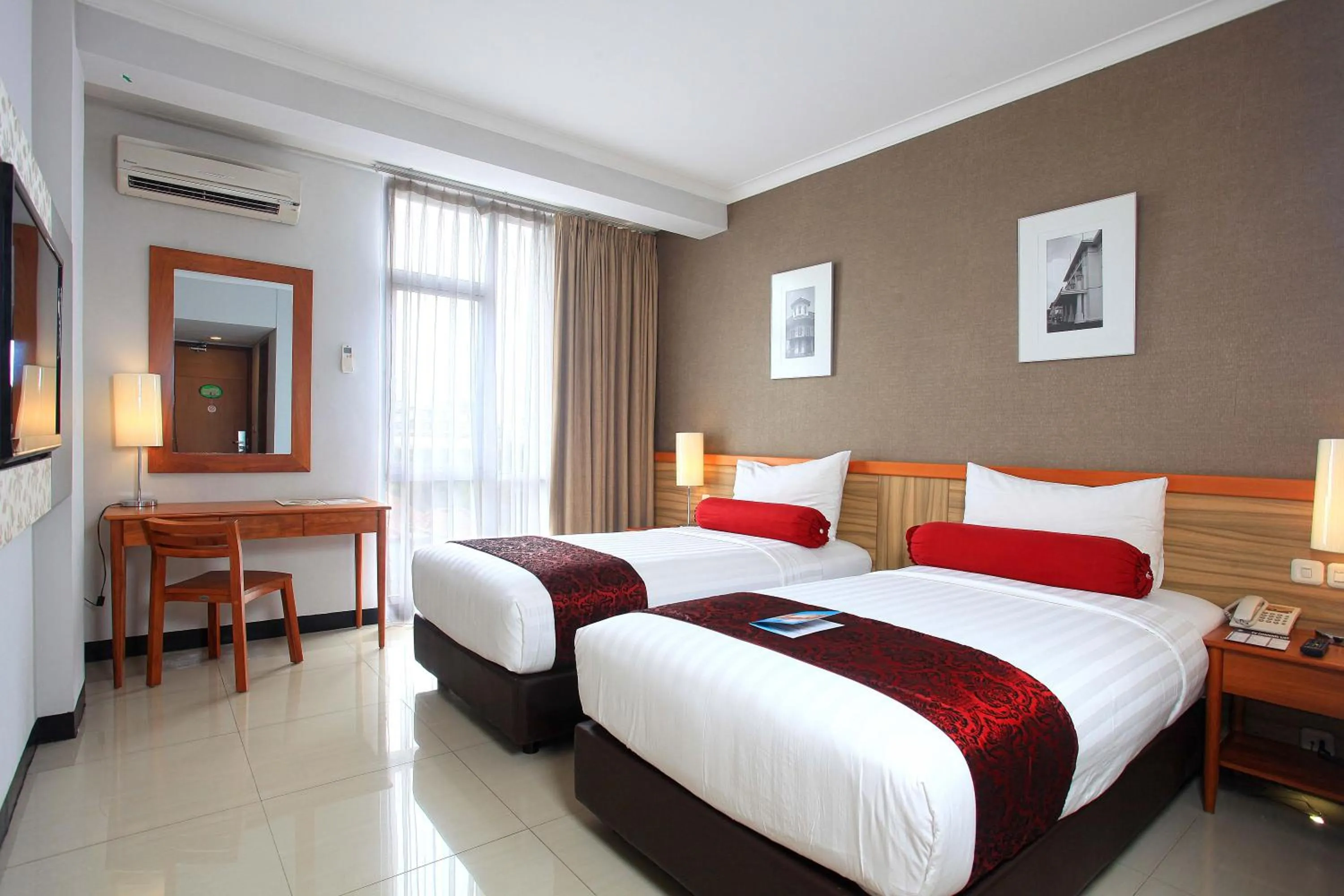 Superior Room with City View in Ivory Hotel Bandung