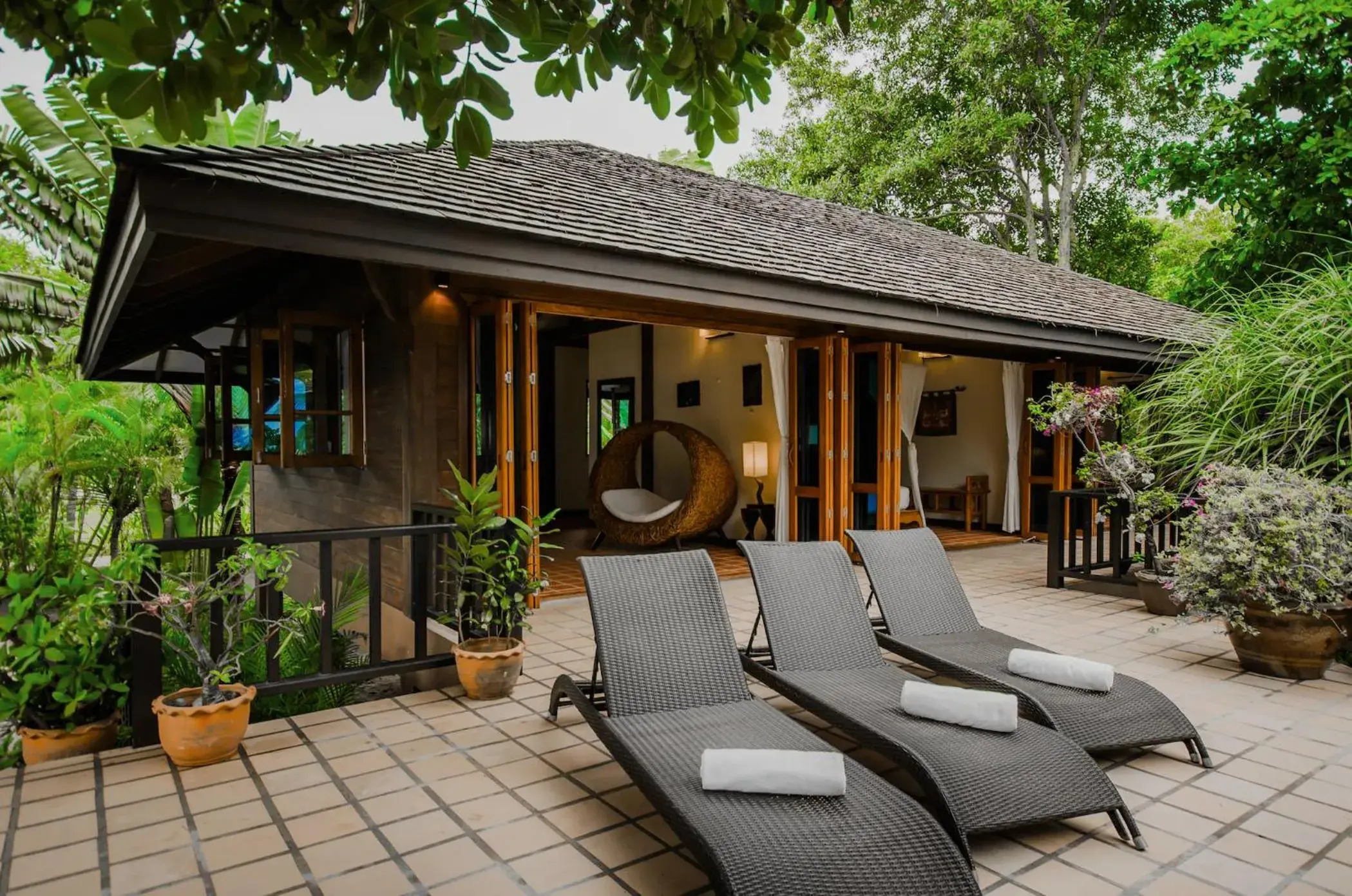 Five-Bedroom Beach Villa in Koh Jum Beach Villas "A member of Secret Retreats" Five-Bedroom Beach Villa in Koh Jum Beach Villas "A member of Secret Retreats"