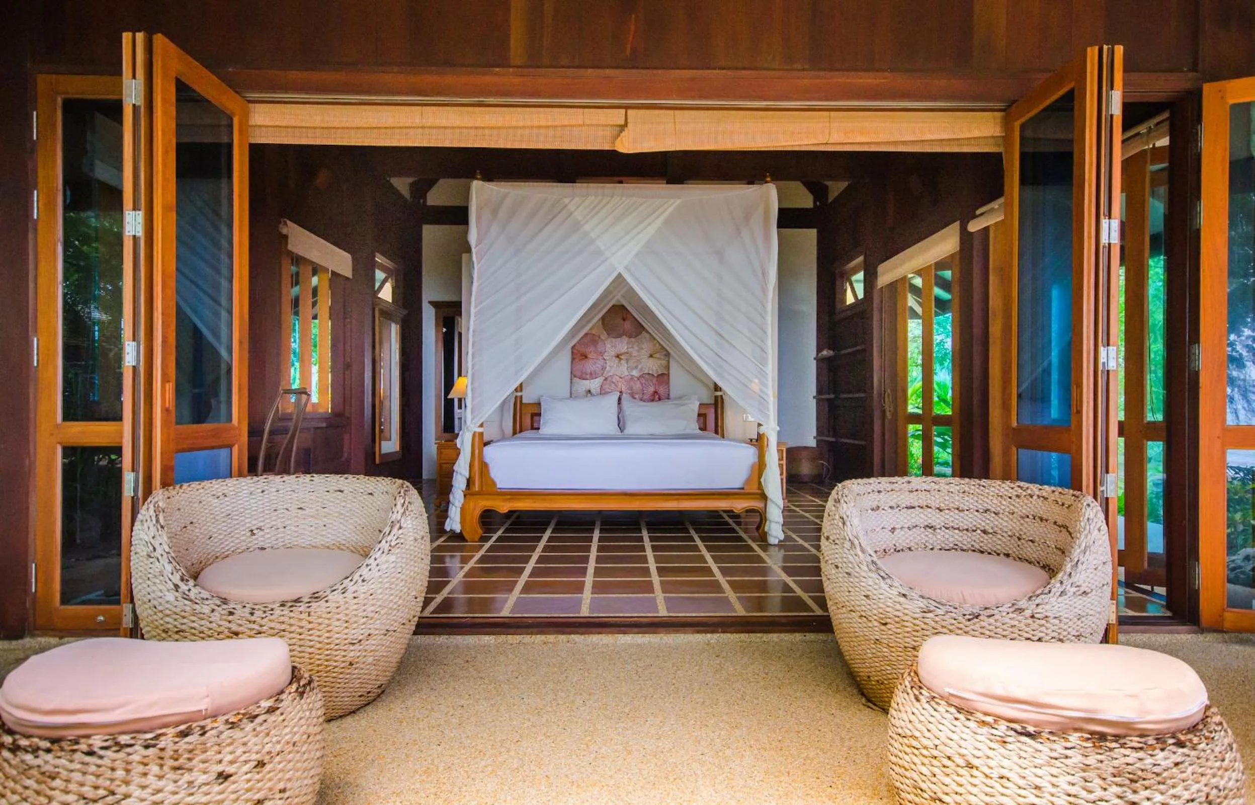 Seating area in Koh Jum Beach Villas "A member of Secret Retreats"