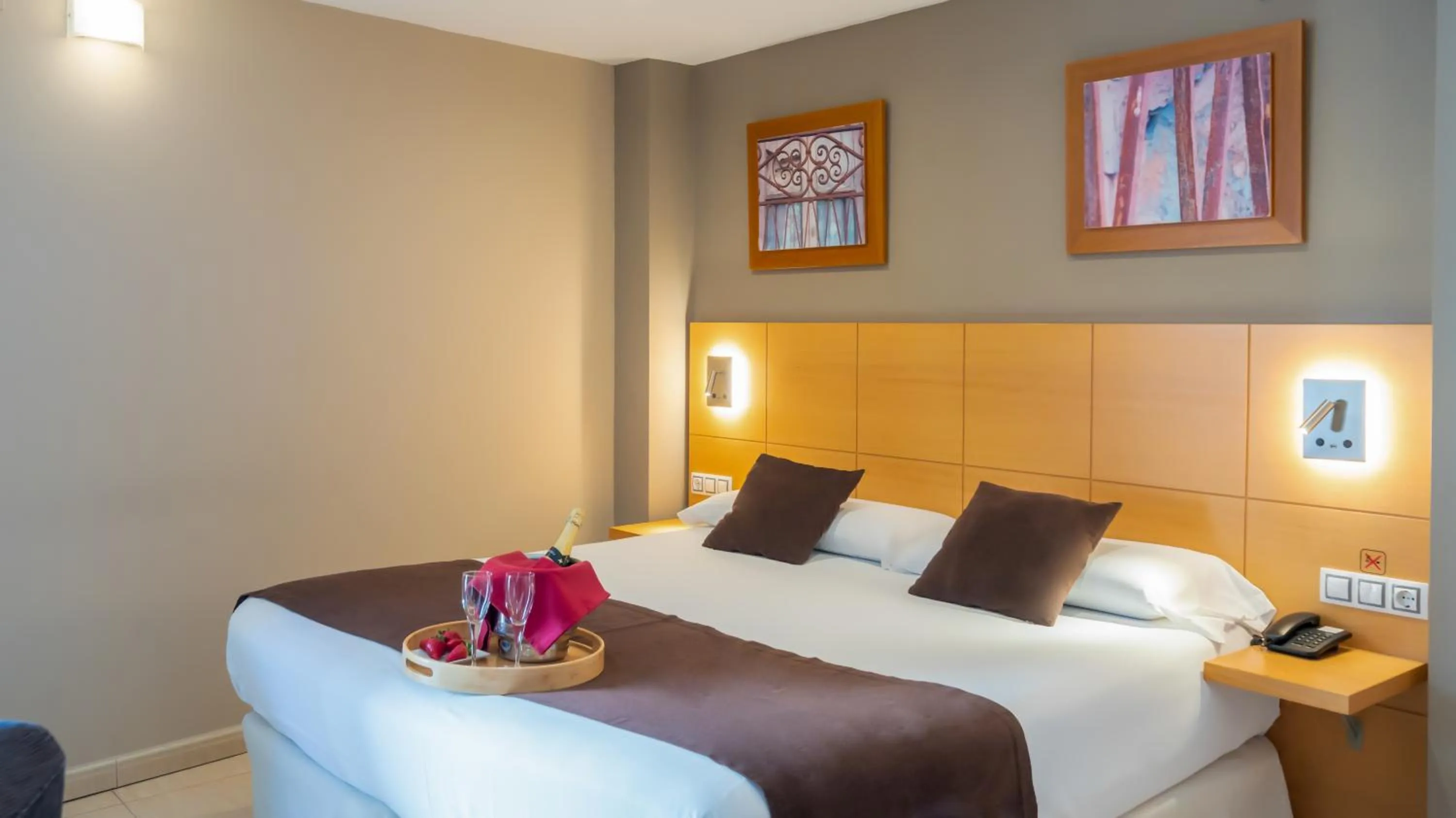 Bed in La City Estación