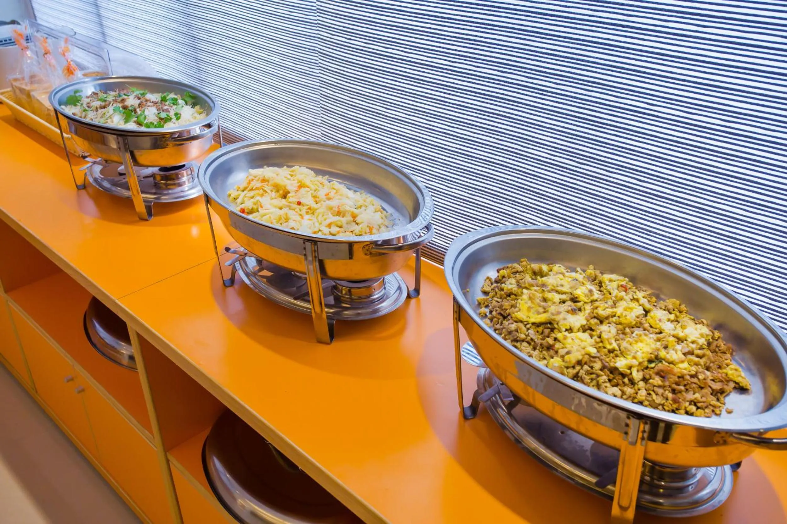 Food in Yung An Business Hotel