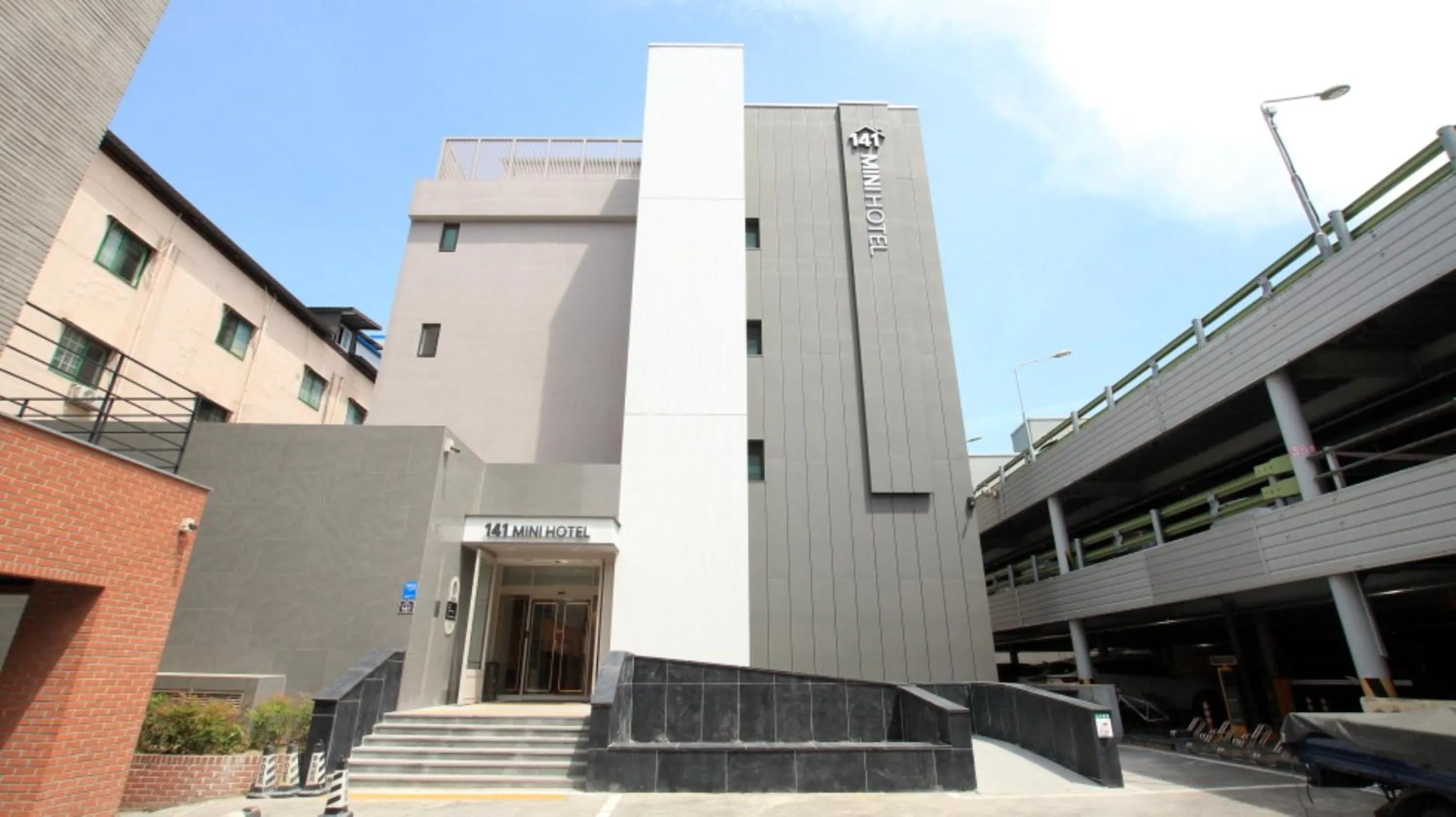 Property building in Mini Hotel 141