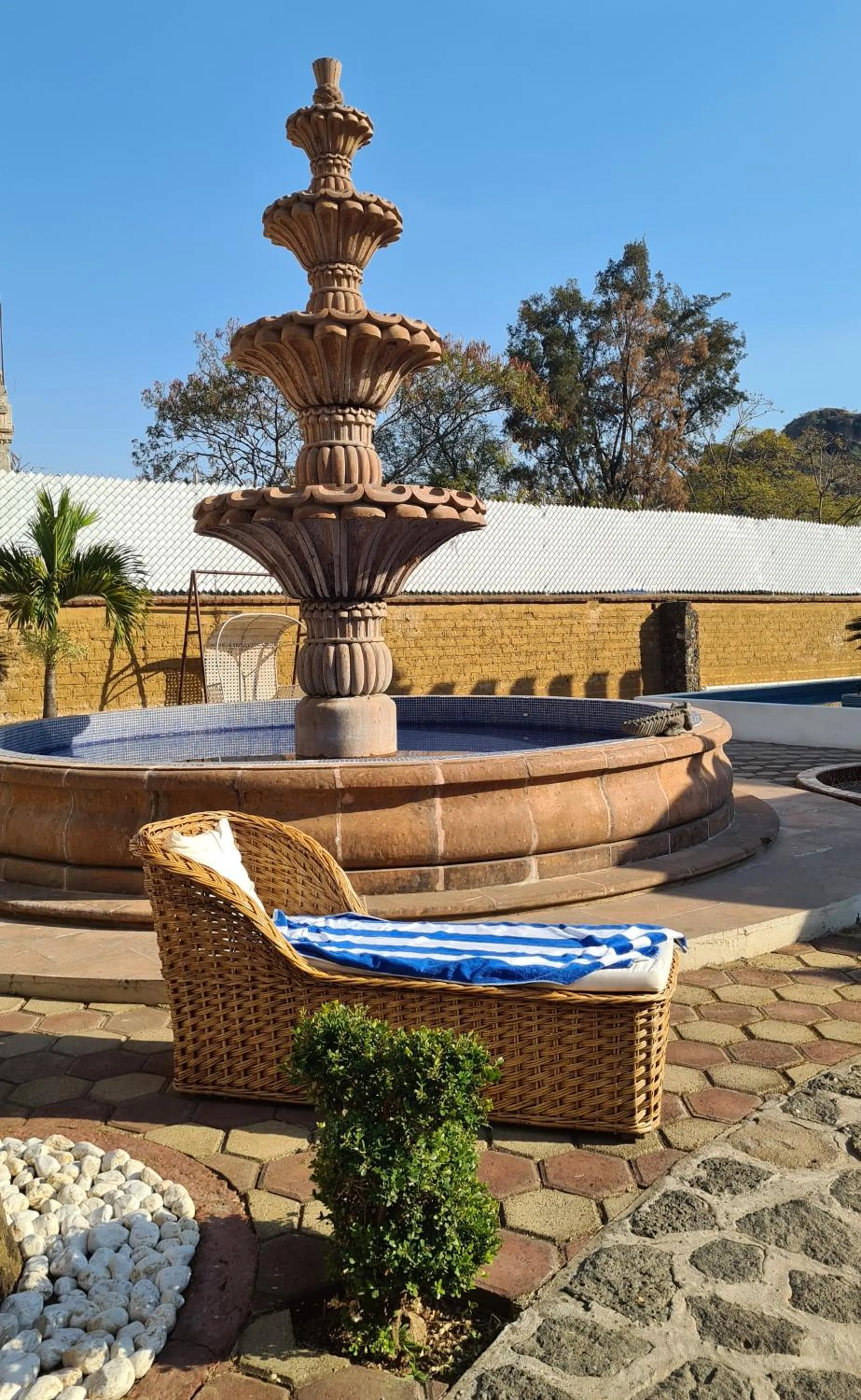 Patio in Hotel Leyenda del Tepozteco