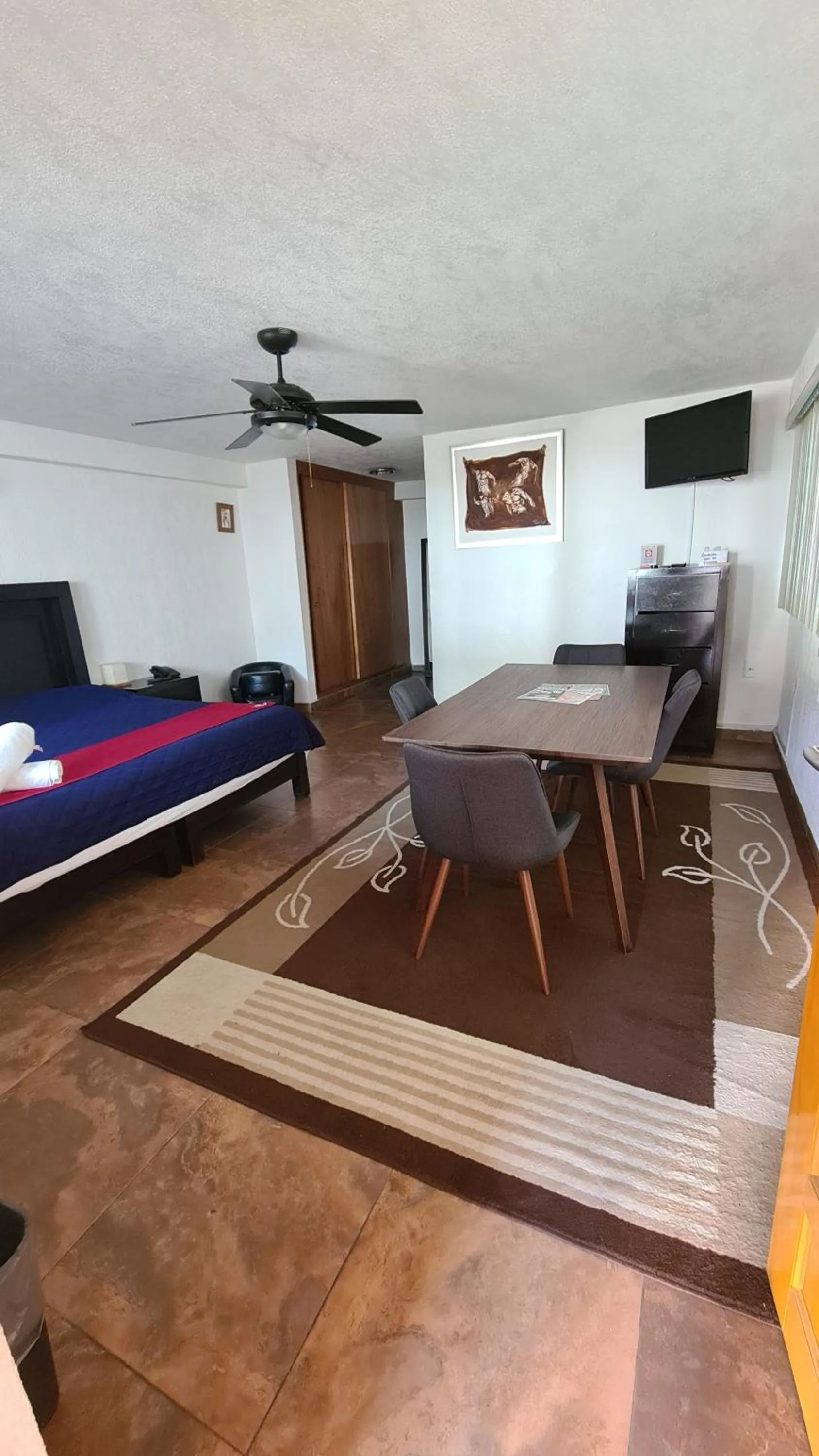 Photo of the whole room, Bed in Hotel Leyenda del Tepozteco