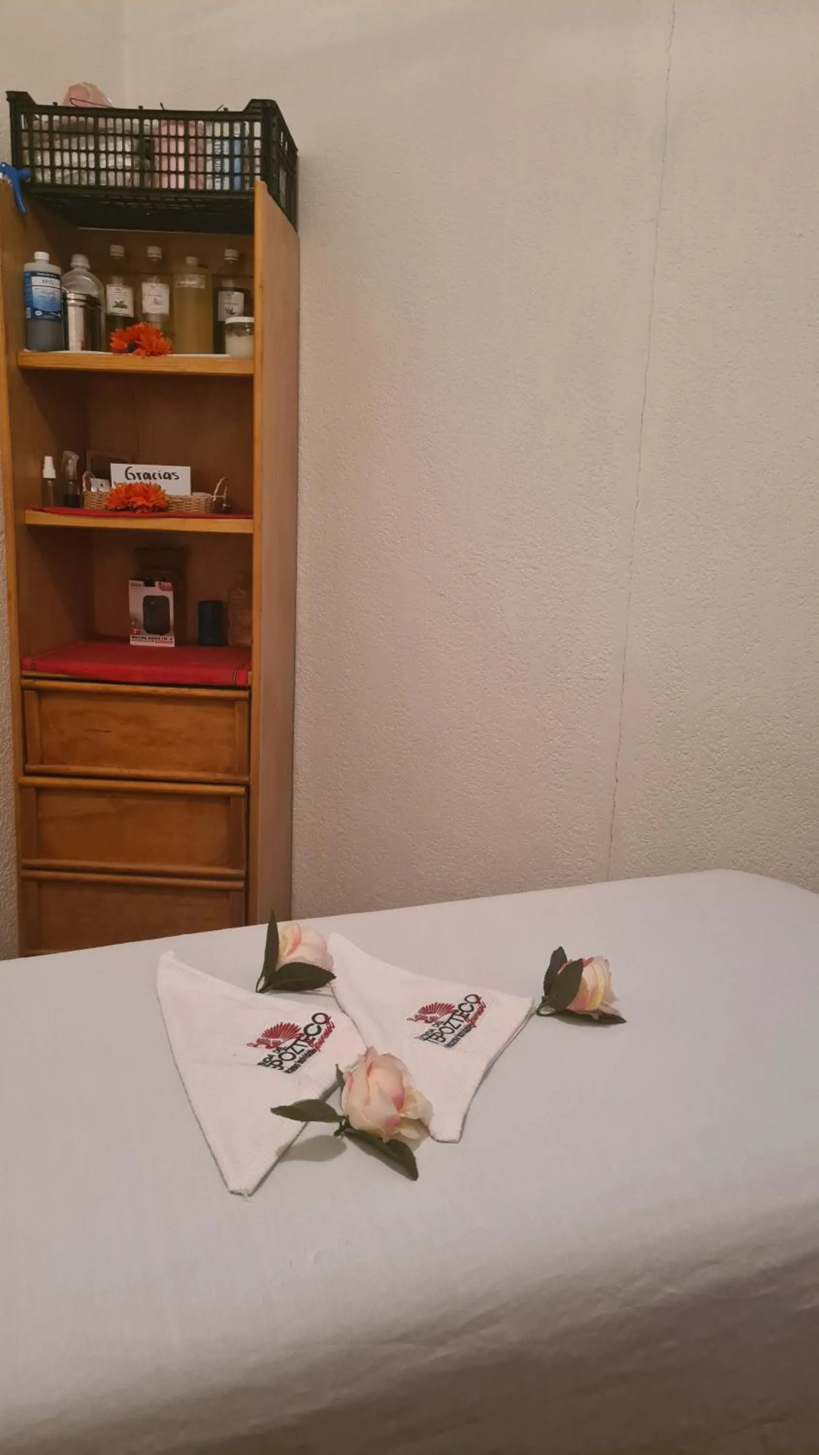 Massage, Bed in Hotel Leyenda del Tepozteco