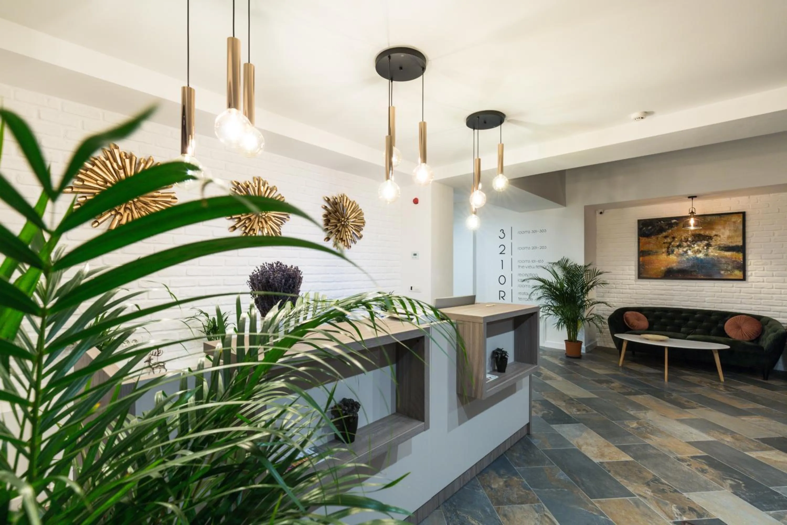 UpperHouse Suites & More