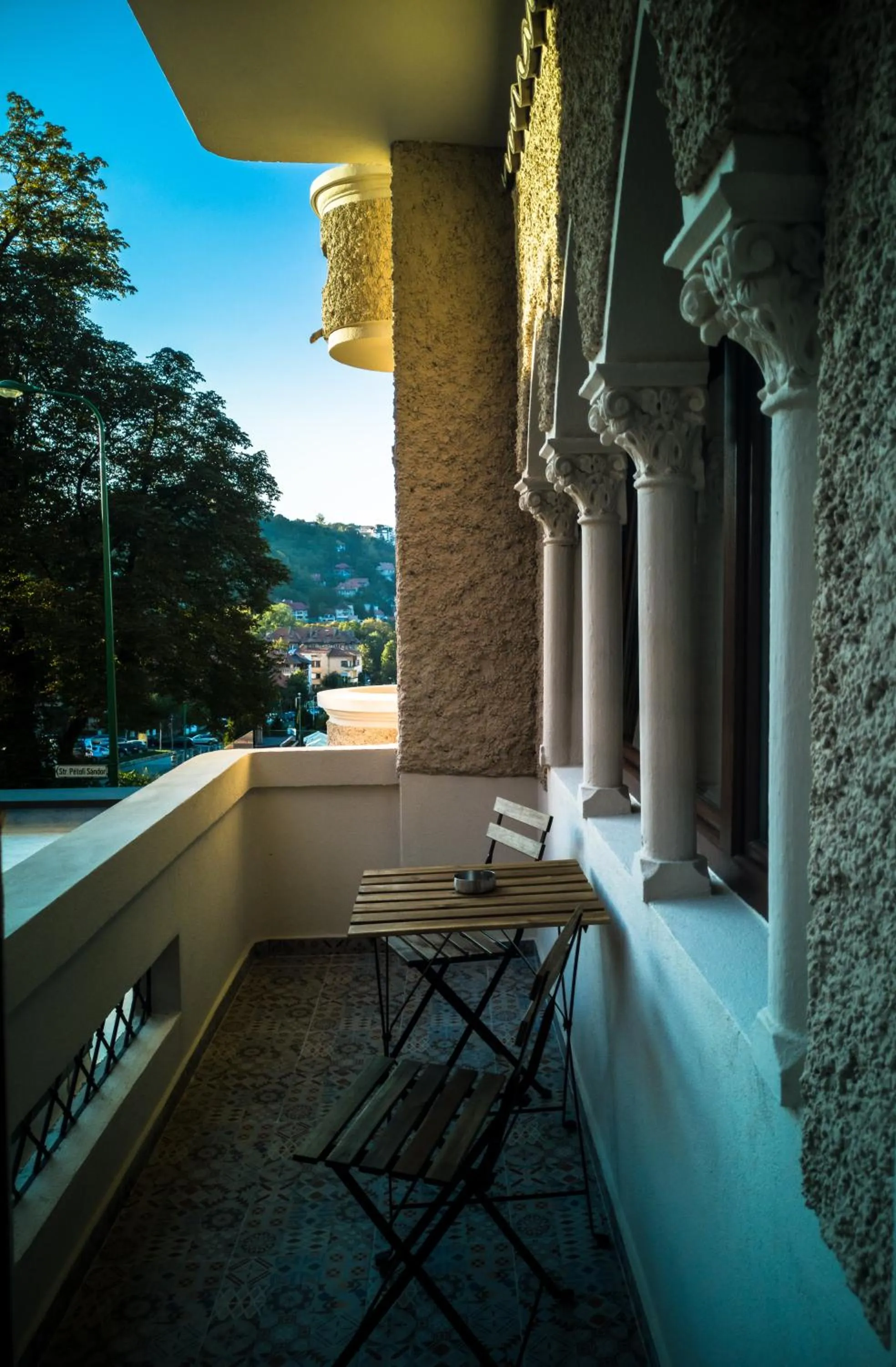 UpperHouse Suites & More