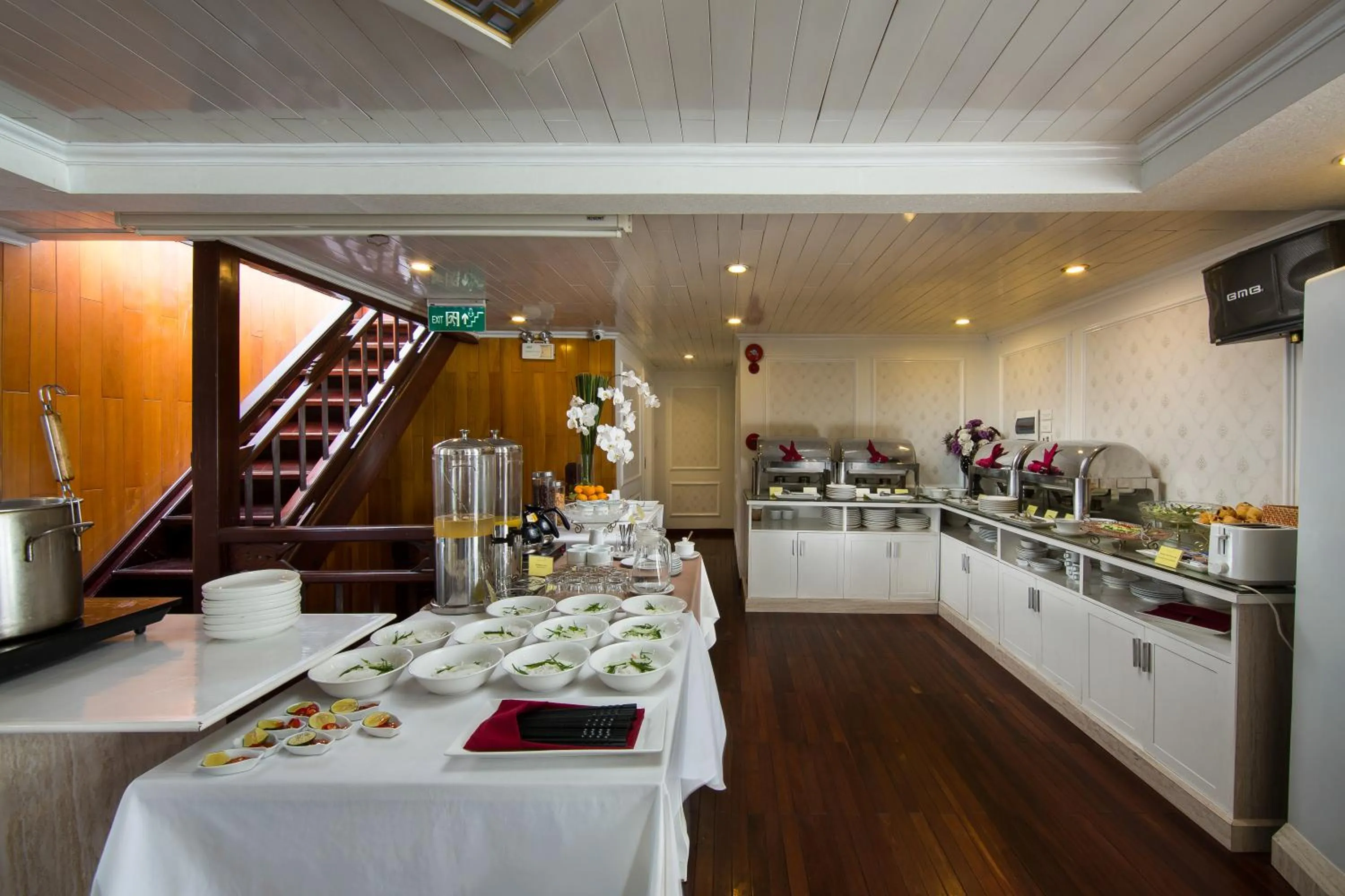 Signature Royal Halong Cruise