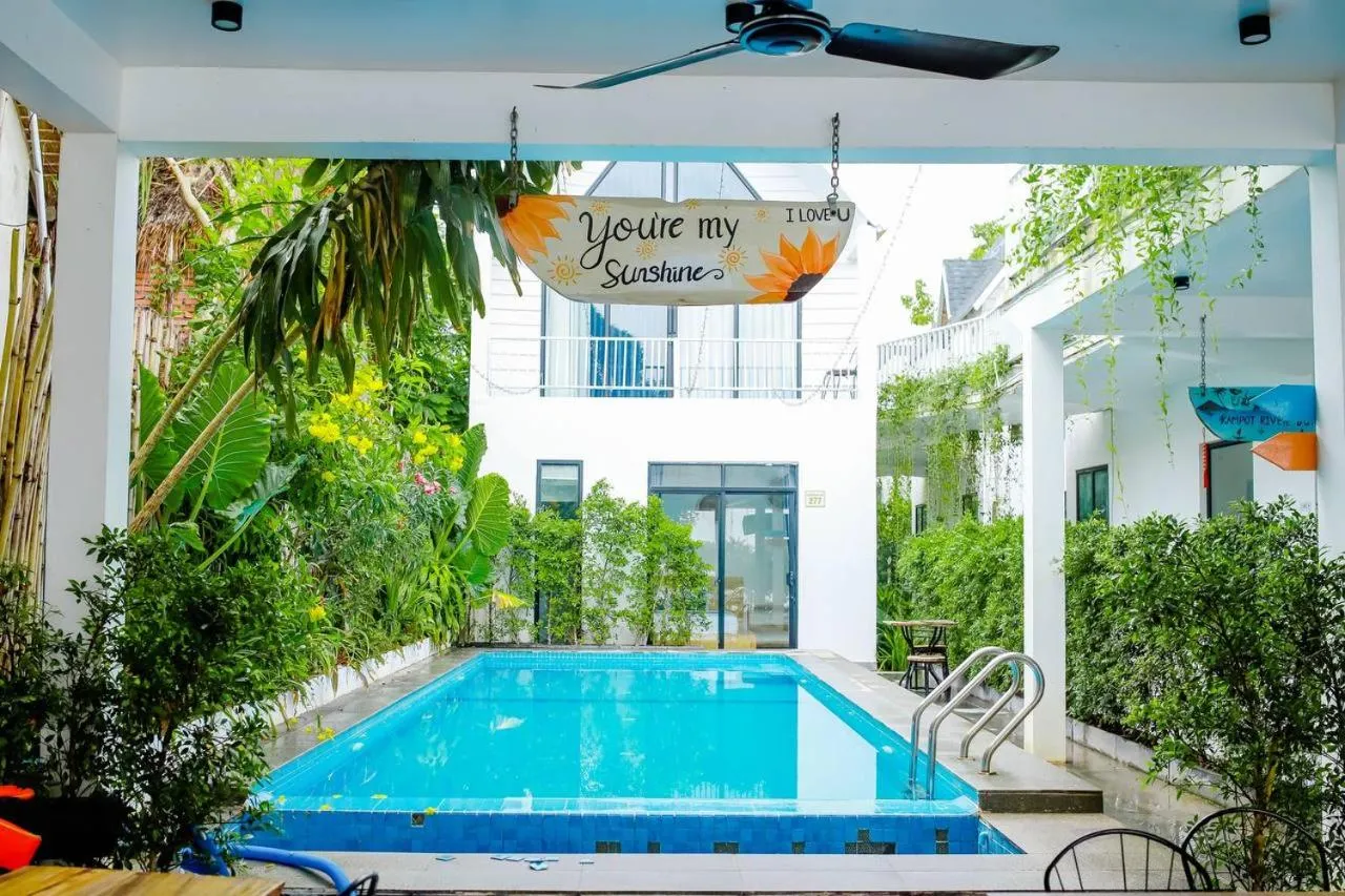 Kampot River Bungalow by MAMA