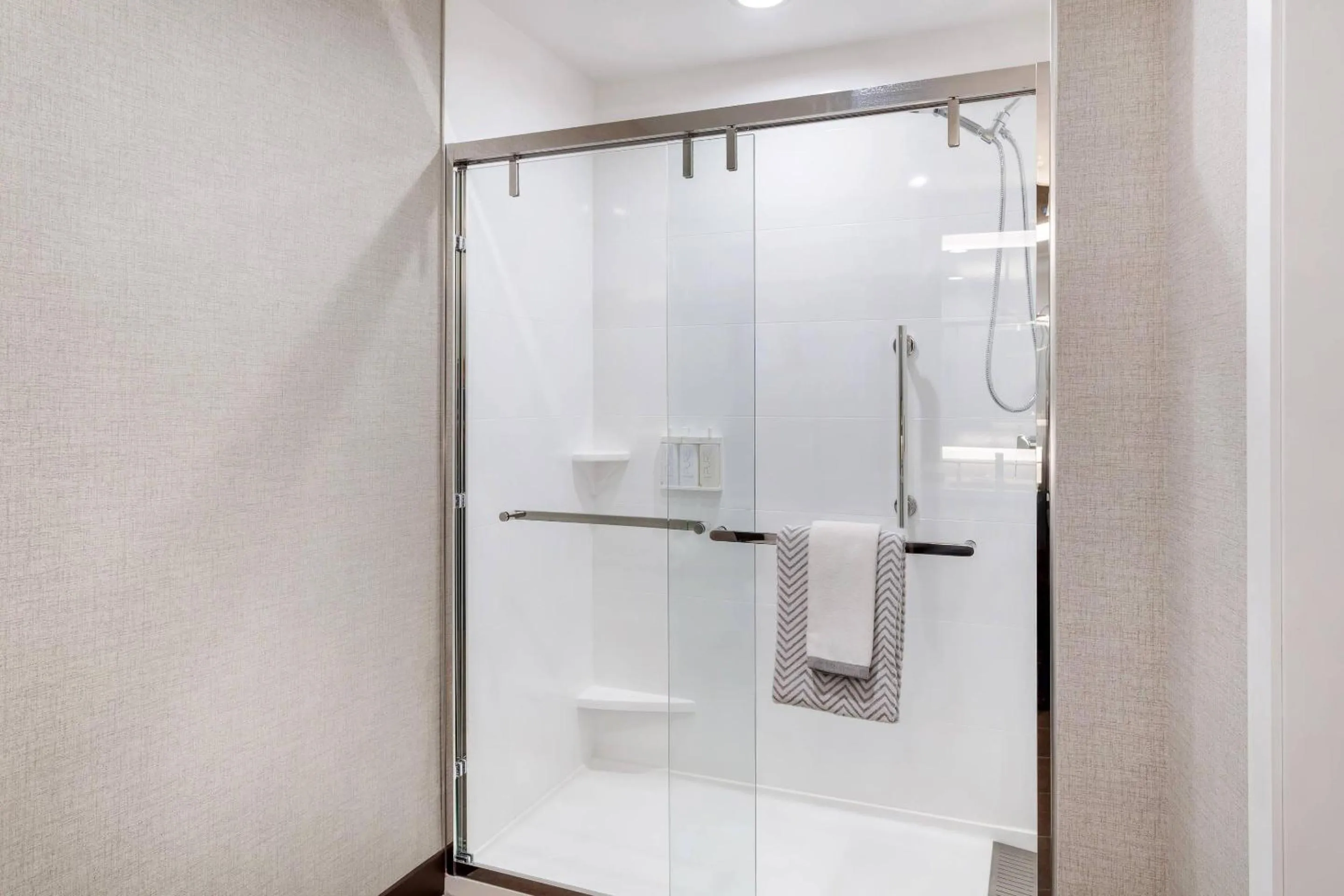 Bedroom in Cambria Hotel Pigeon Forge