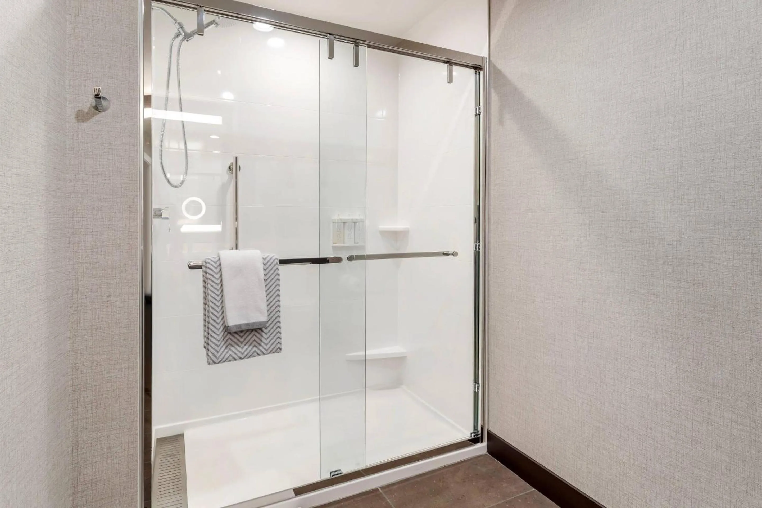 Bedroom in Cambria Hotel Pigeon Forge