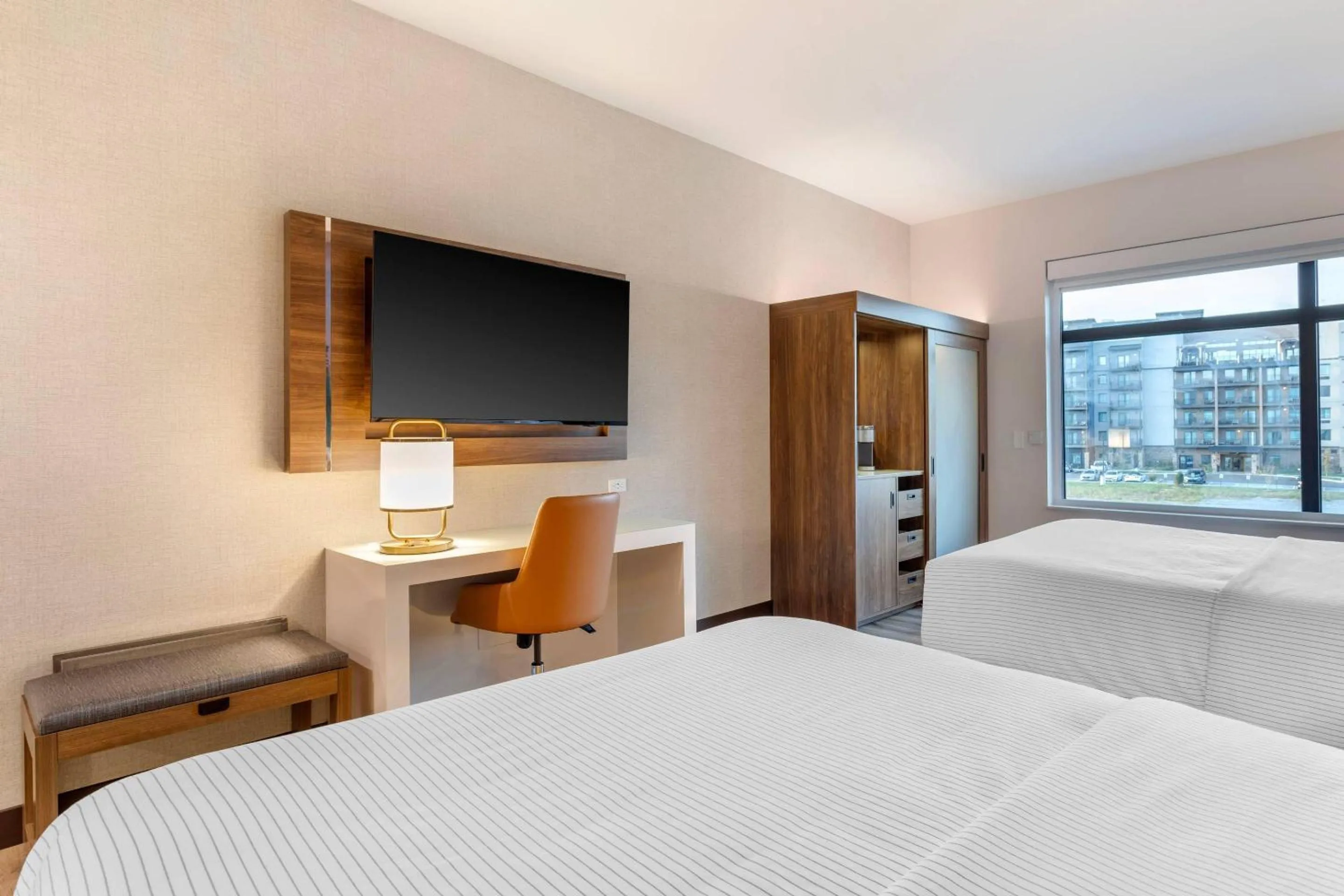 Bedroom, Bed in Cambria Hotel Pigeon Forge