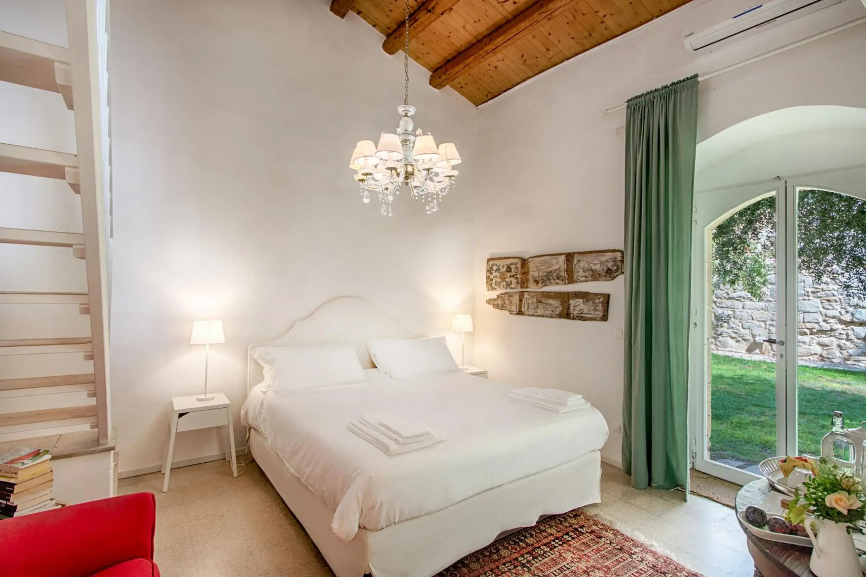 Superior Quadruple Room in Baglio Occhipinti Superior Quadruple Room in Baglio Occhipinti