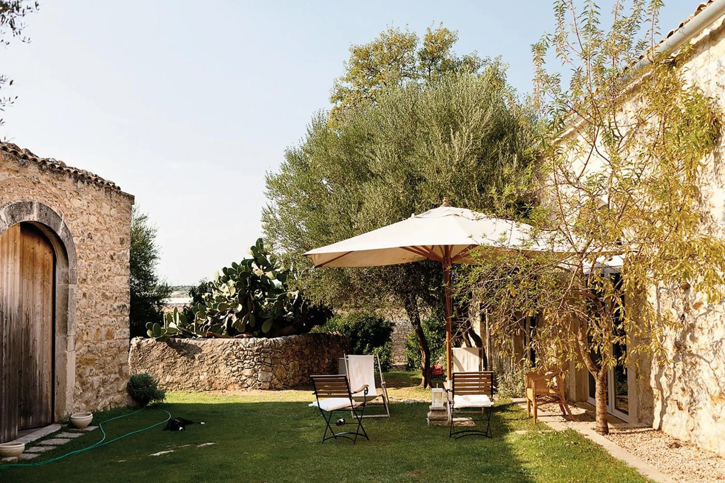 Facade/entrance in Baglio Occhipinti