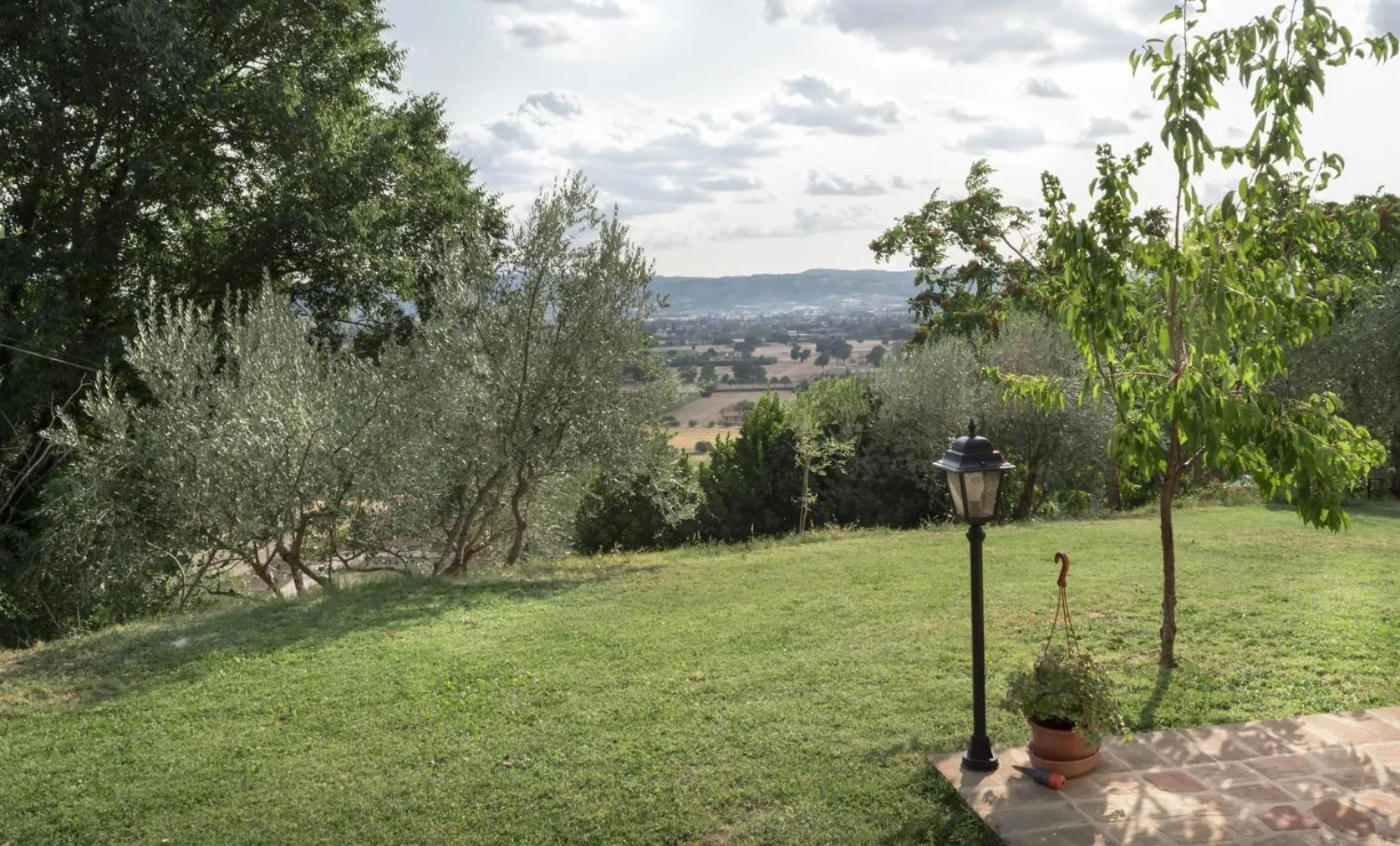 Garden in B&B Cantico Delle Creature