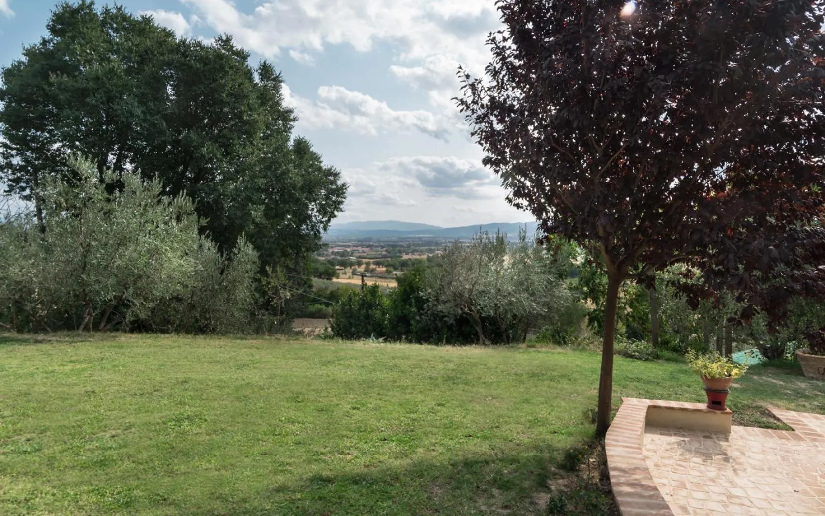 Garden in B&B Cantico Delle Creature