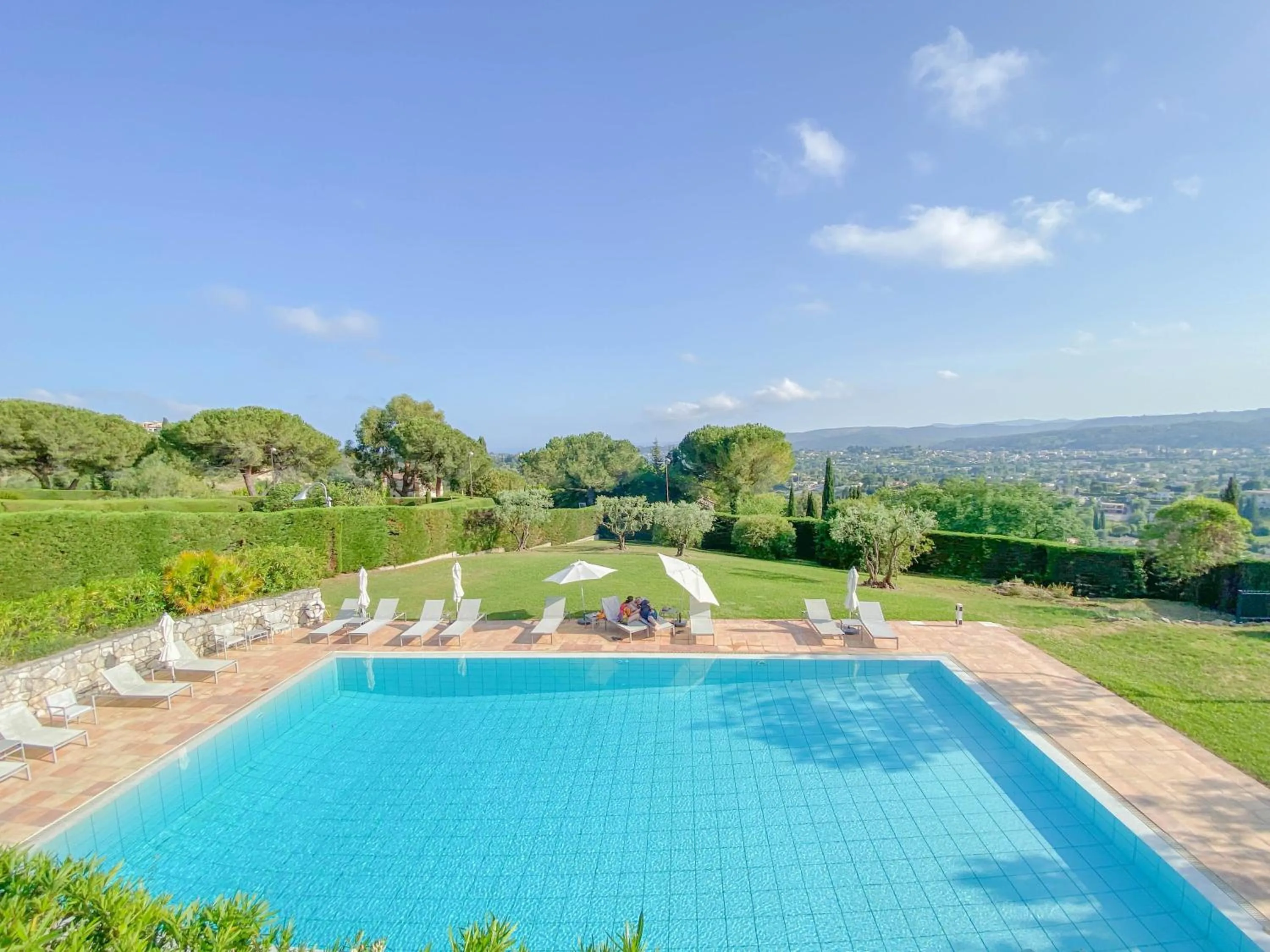 Pool view in Villa St Maxime