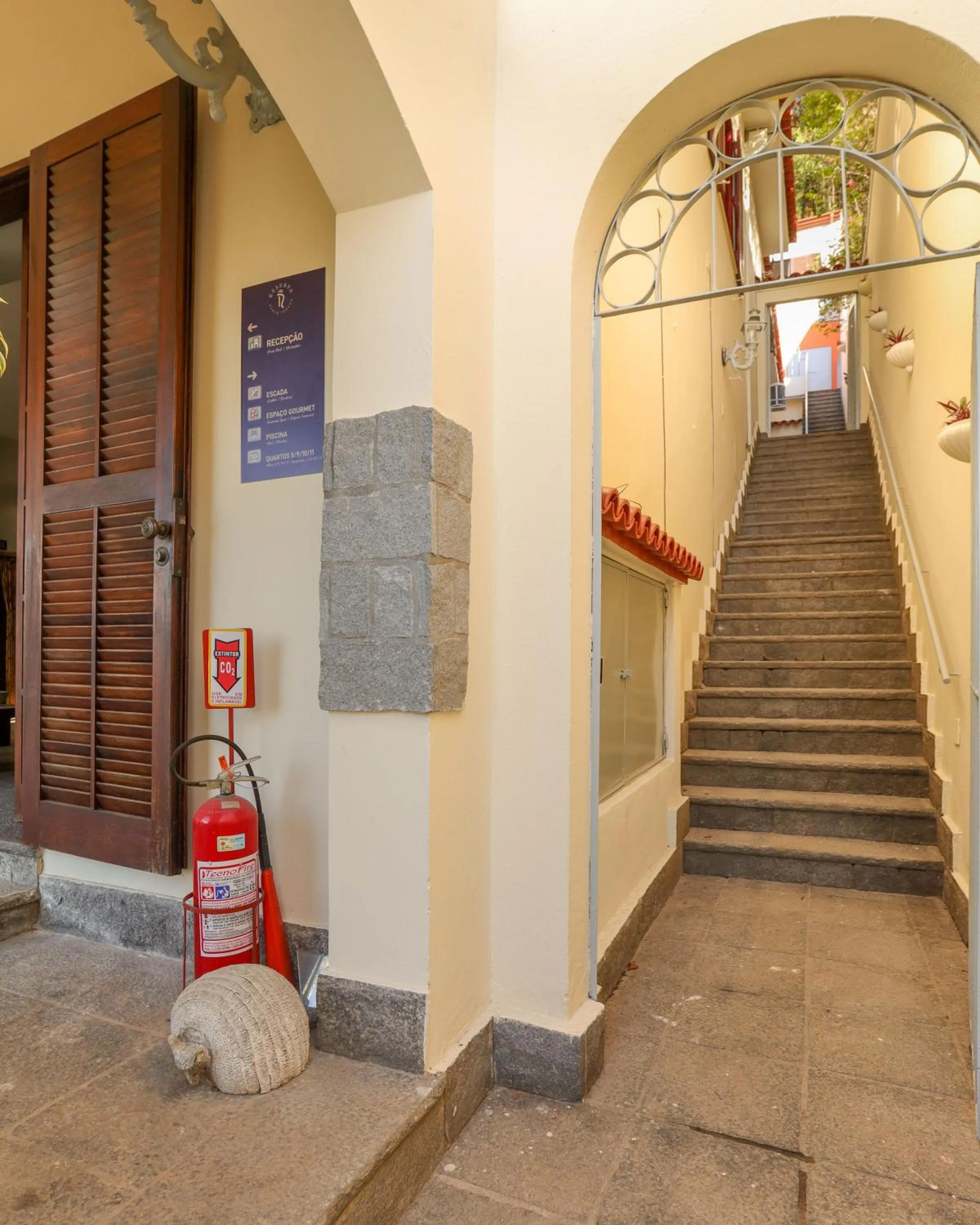 Property building in Inn House Santa Teresa