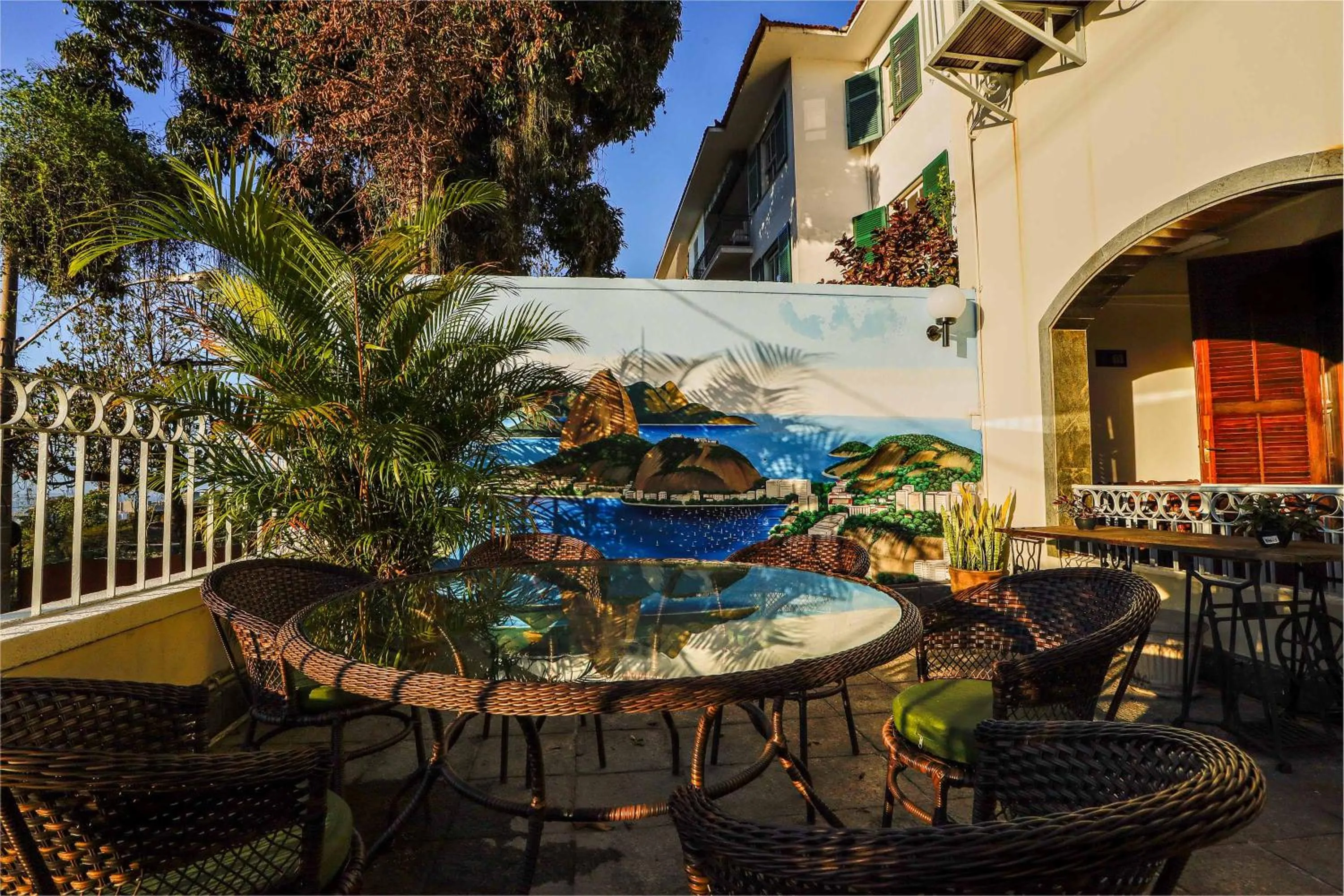 Garden view in Inn House Santa Teresa