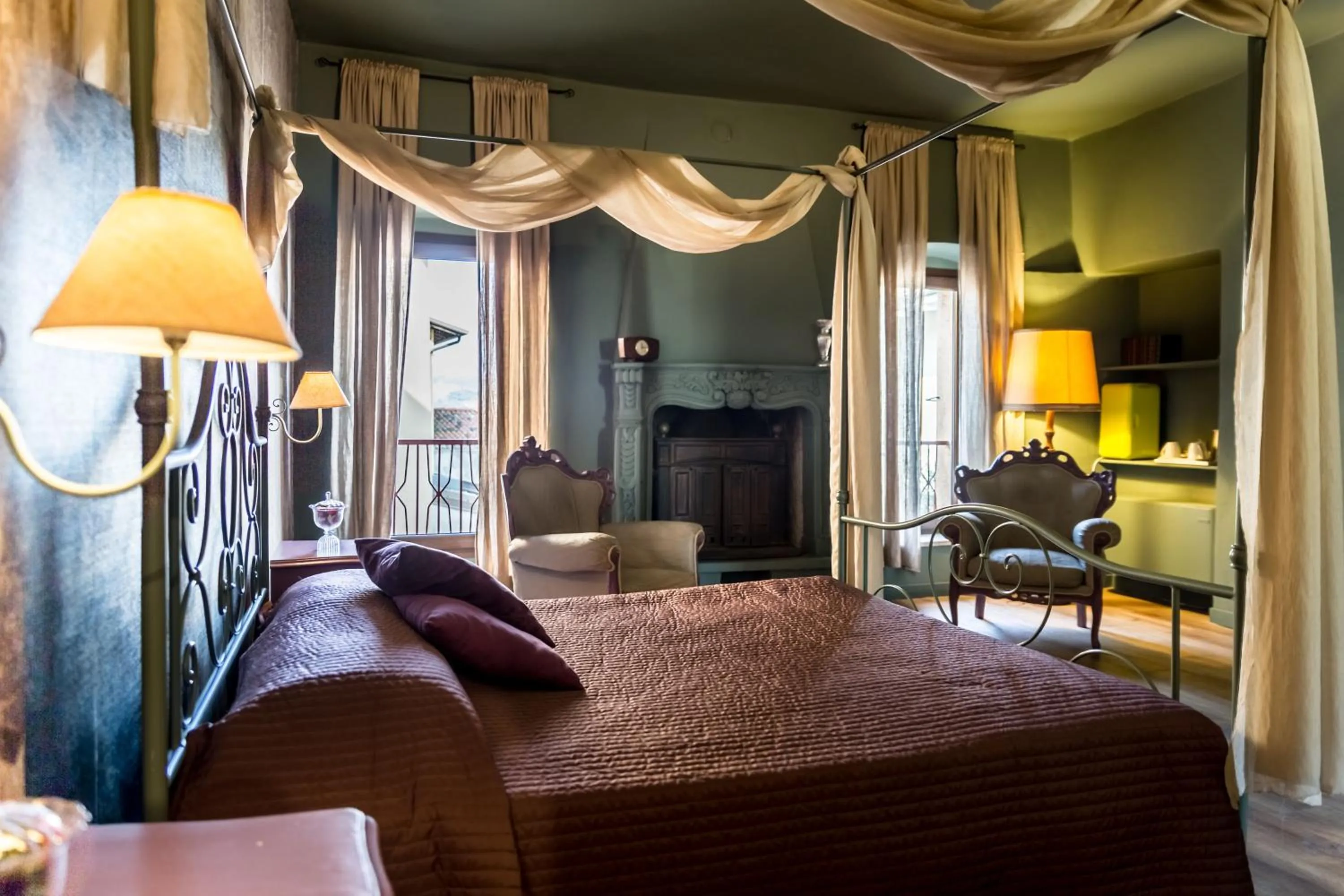 Bed in Antico Borgo B&B con SPA - Adults Only