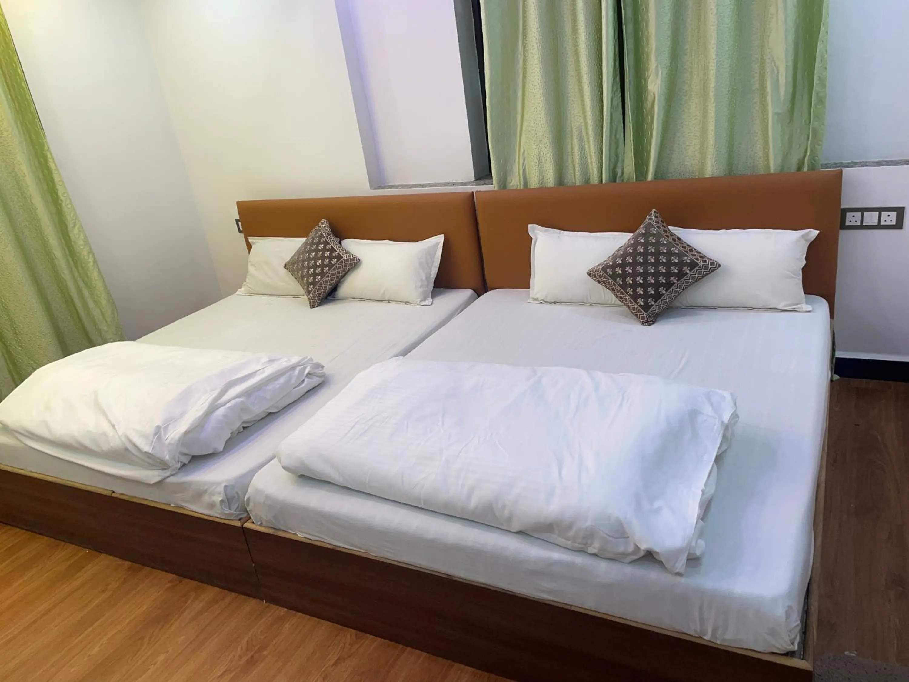 Bed in Hotel Moonlight & Restaurant