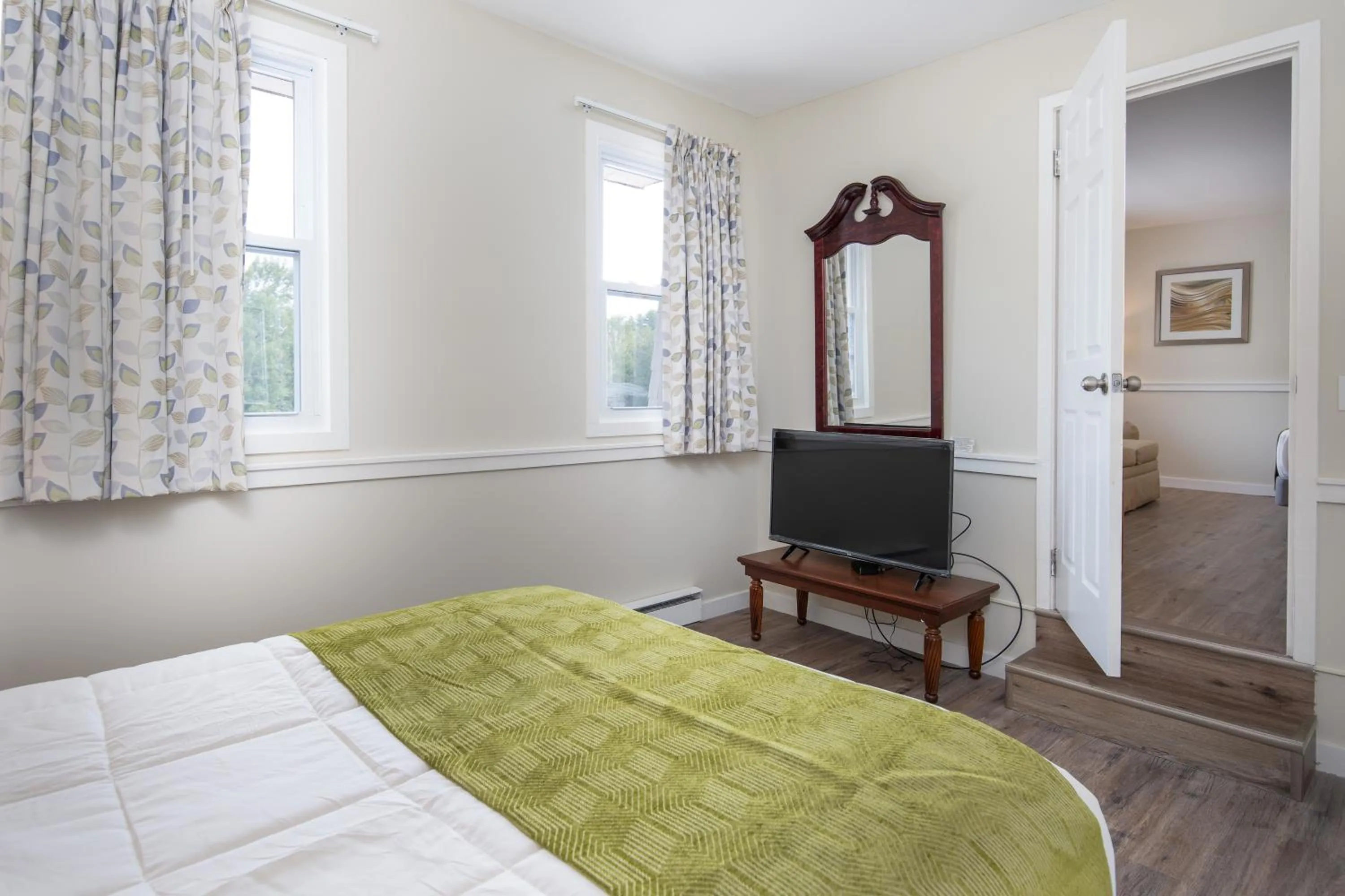 Bedroom, Bed in Grey Bonnet Inn