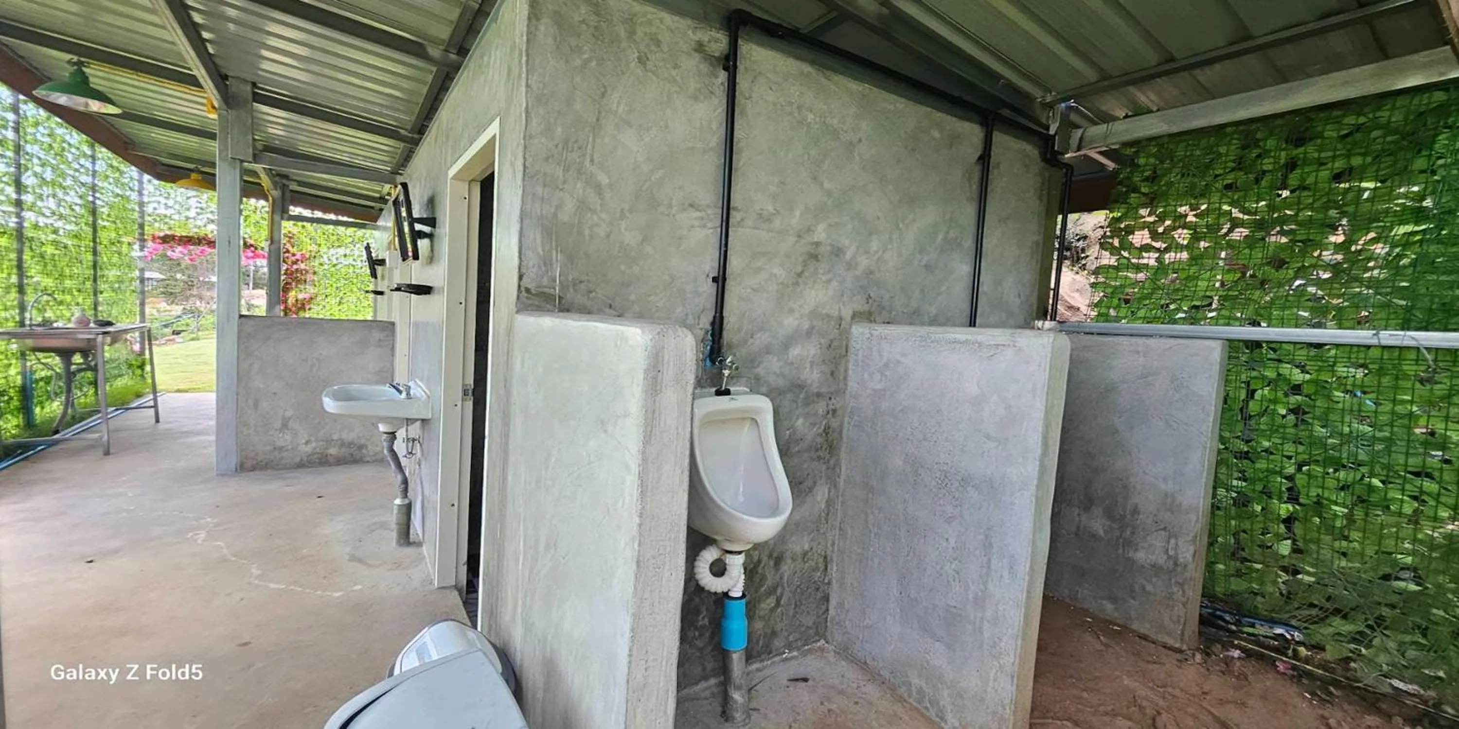 Bathroom in Ice Hill