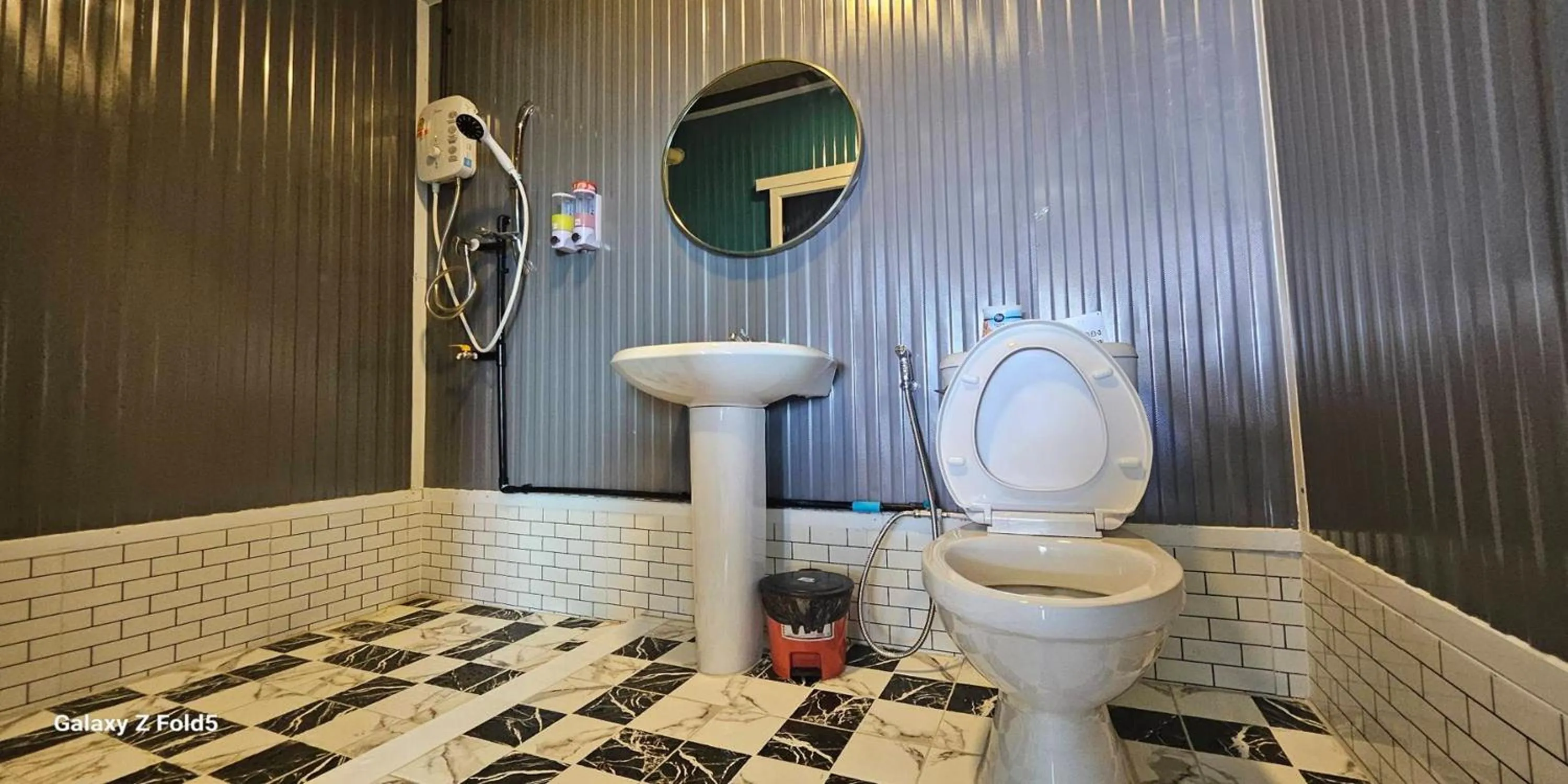 Bathroom in Ice Hill