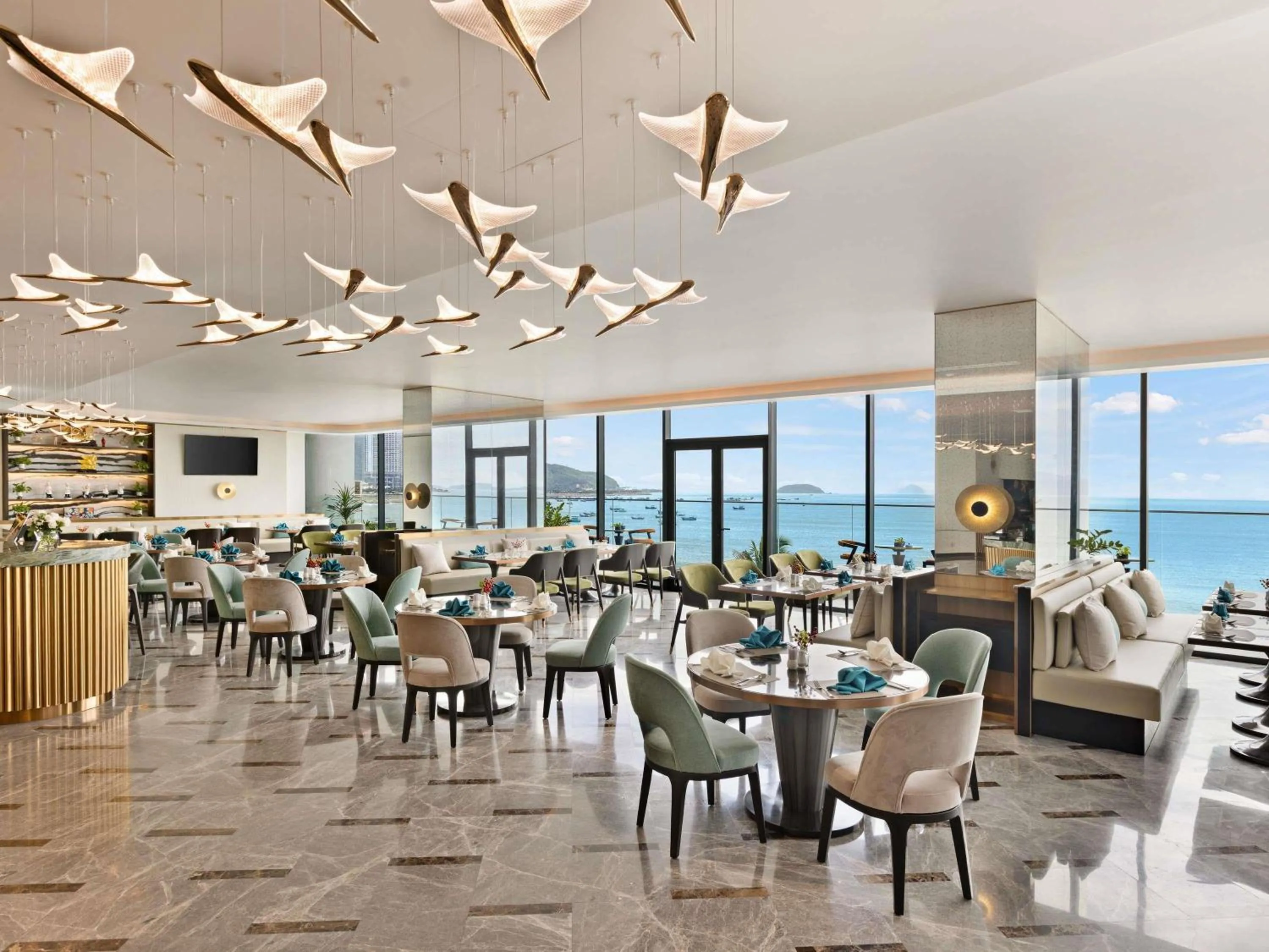 Restaurant/places to eat in The Morning Glow - Handwritten Collection