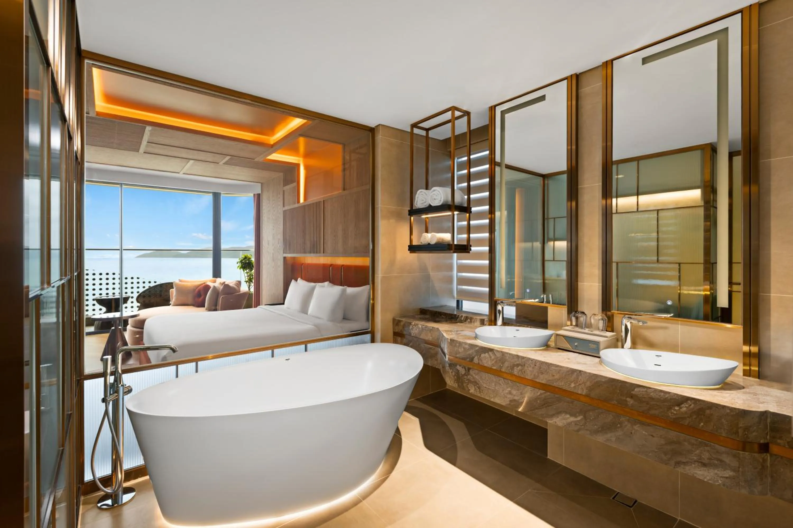 Bath in The Morning Glow - Handwritten Collection