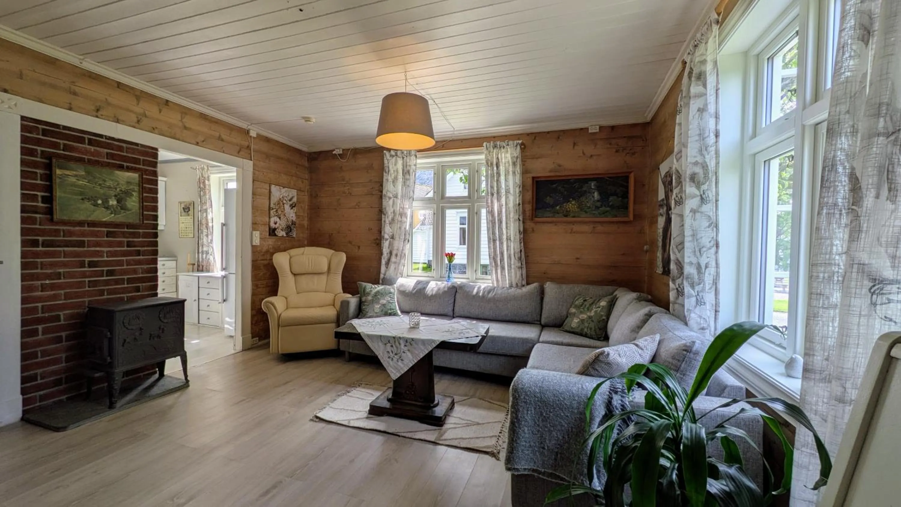 Living room in Dønhaug Gjestegard