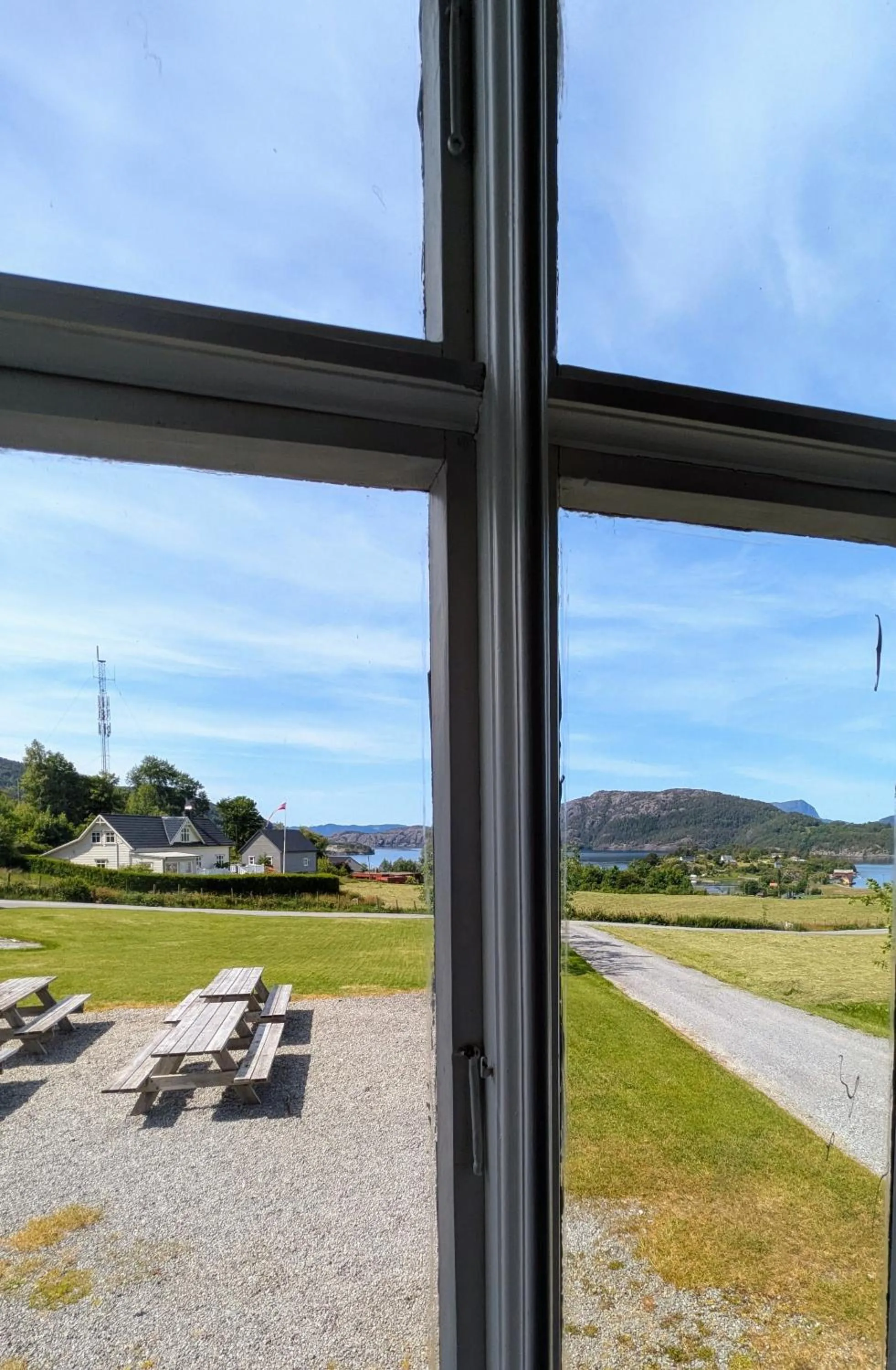 Sea view in Dønhaug Gjestegard