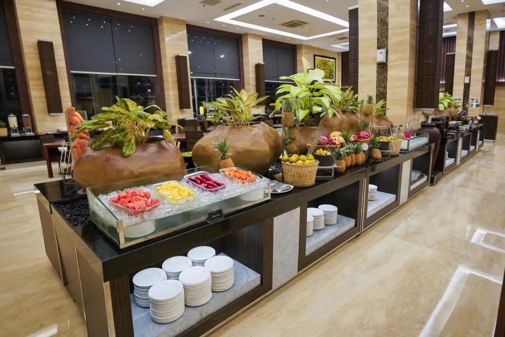 Restaurant/places to eat in Eastparc Hotel Yogyakarta